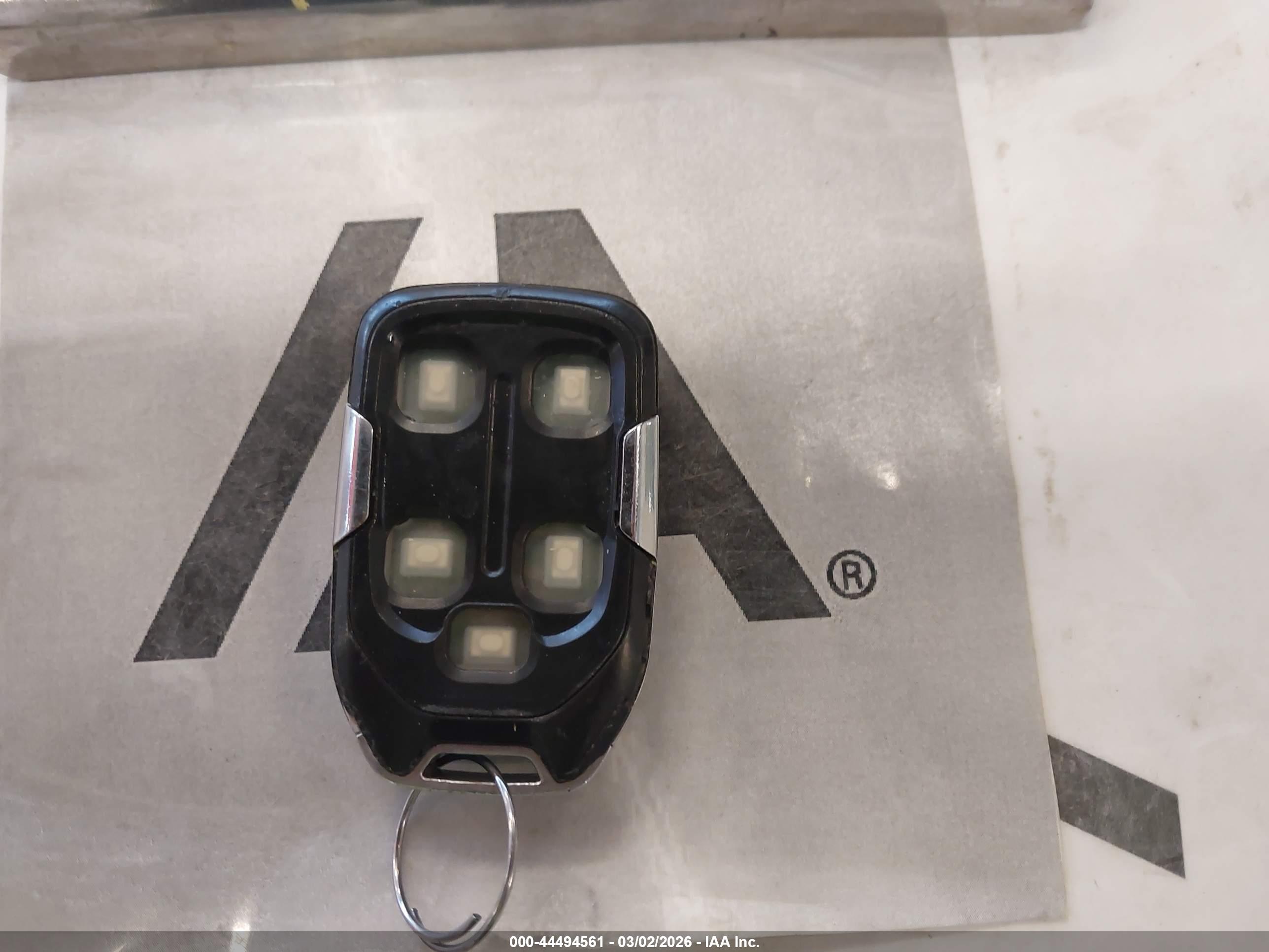 GMC TERRAIN image 11
