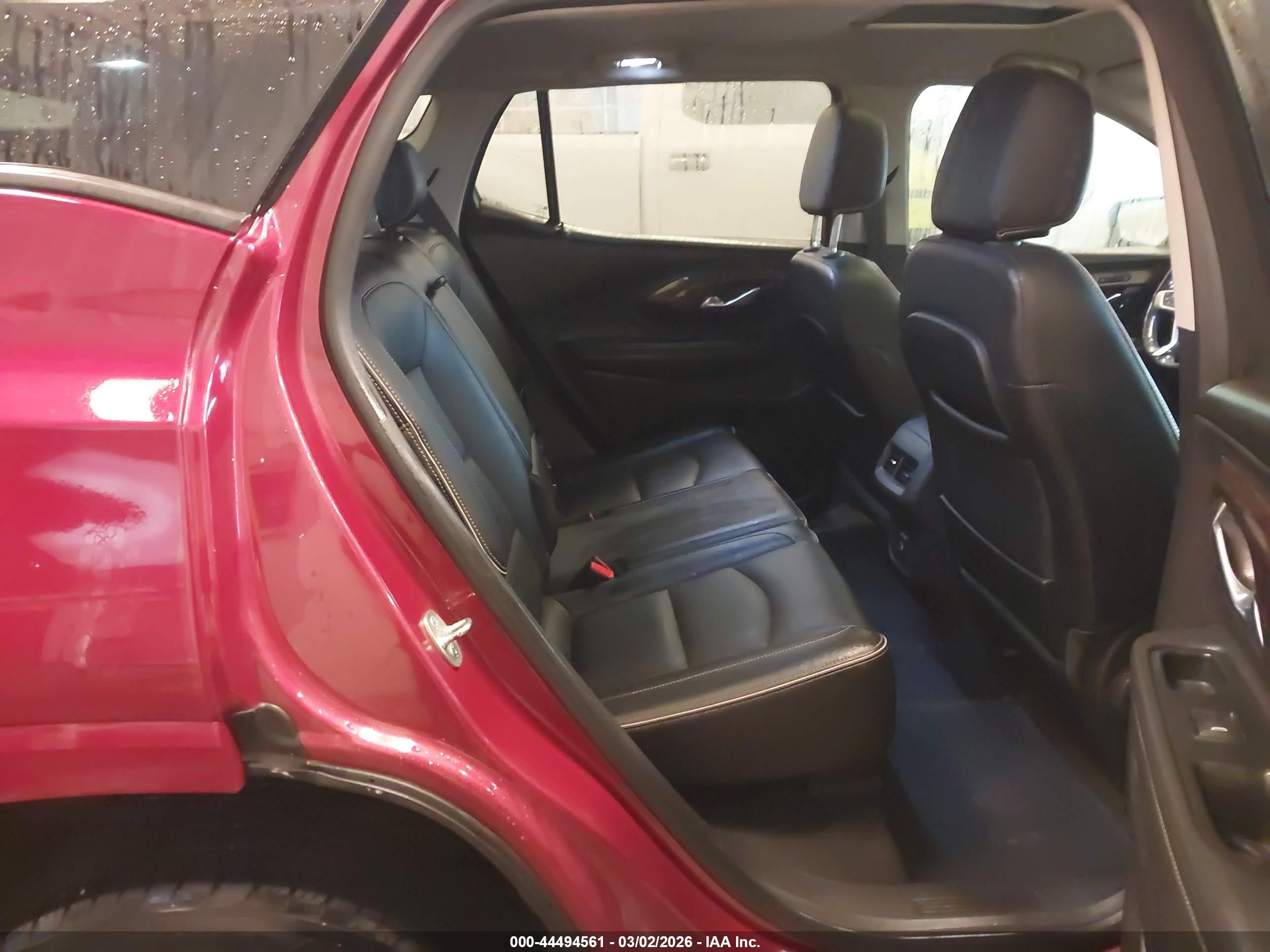 GMC TERRAIN image 8