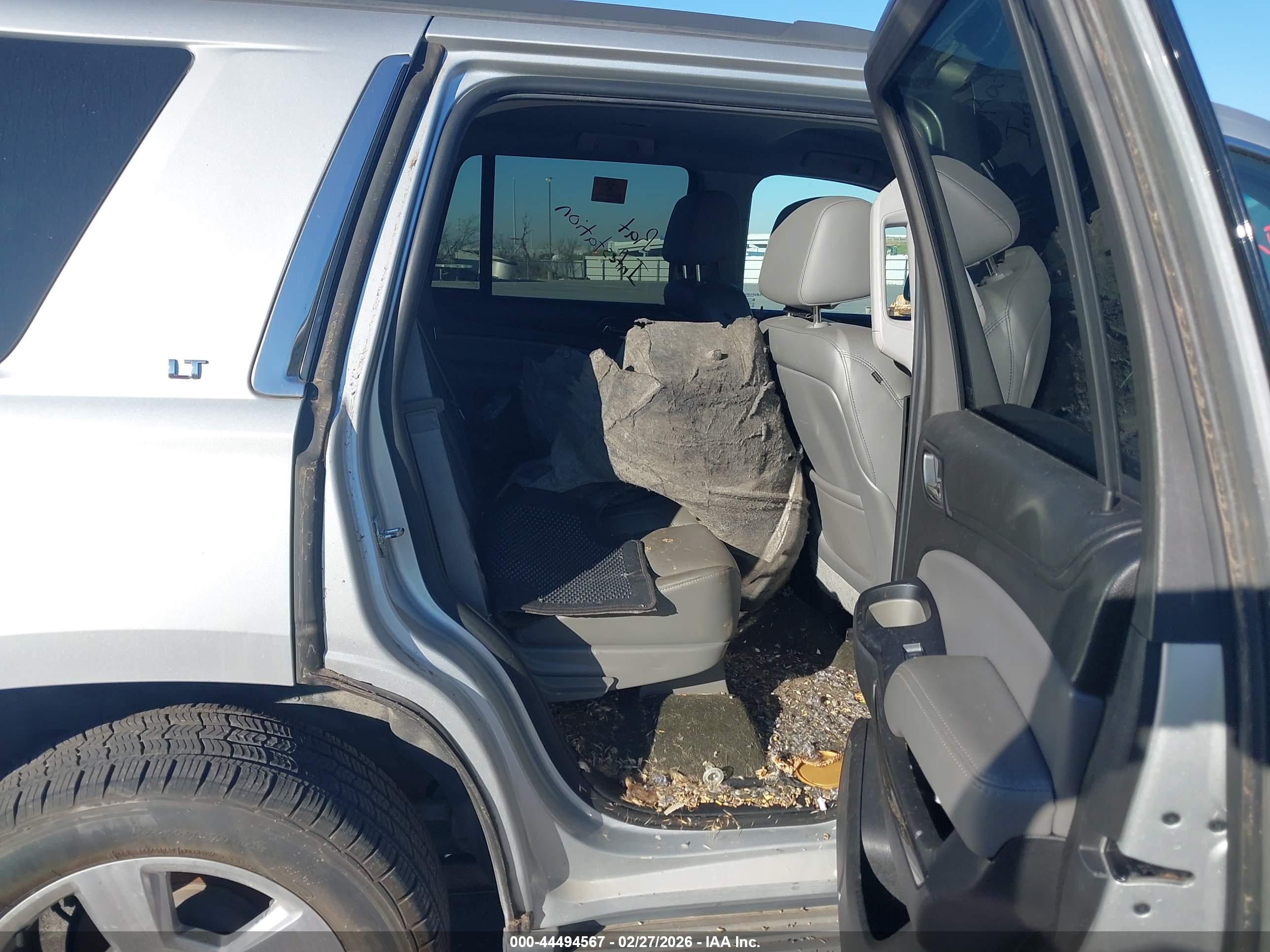 CHEVROLET TAHOE image 8