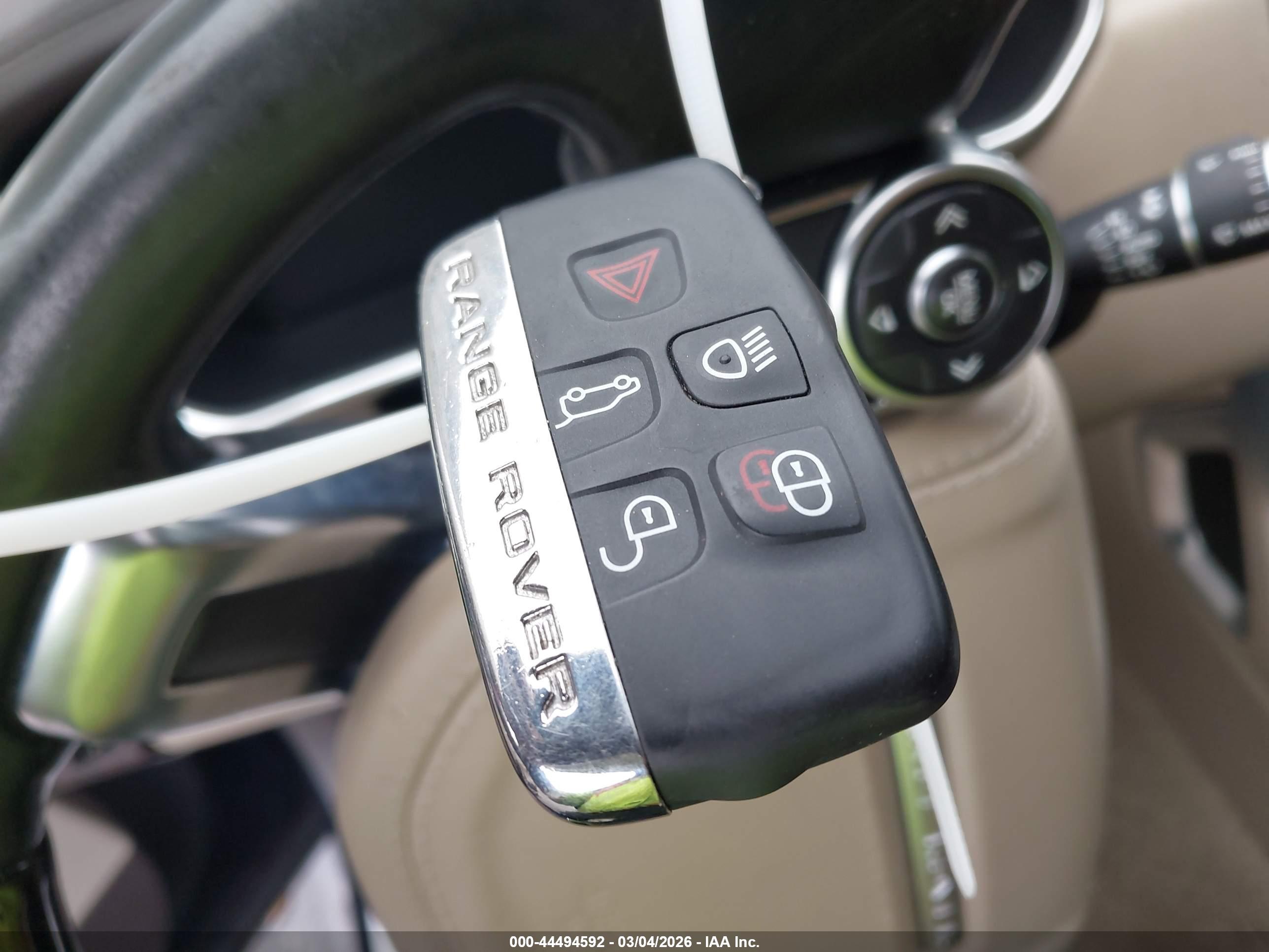 LAND ROVER image 11