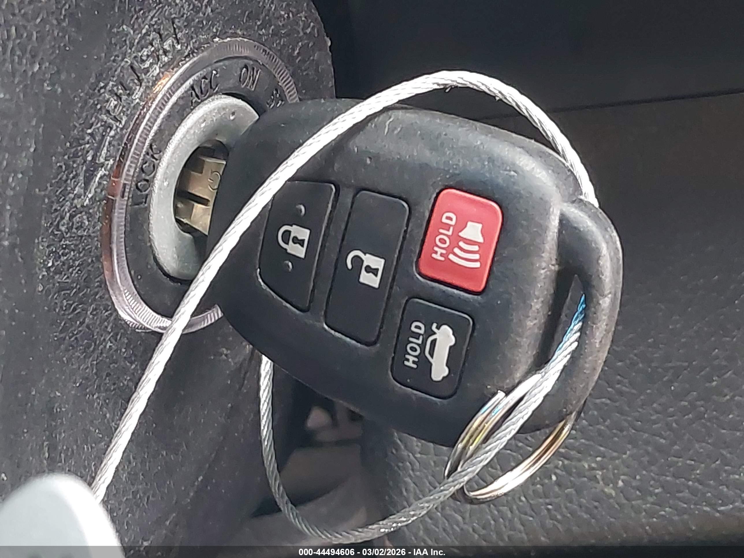 TOYOTA CAMRY image 11