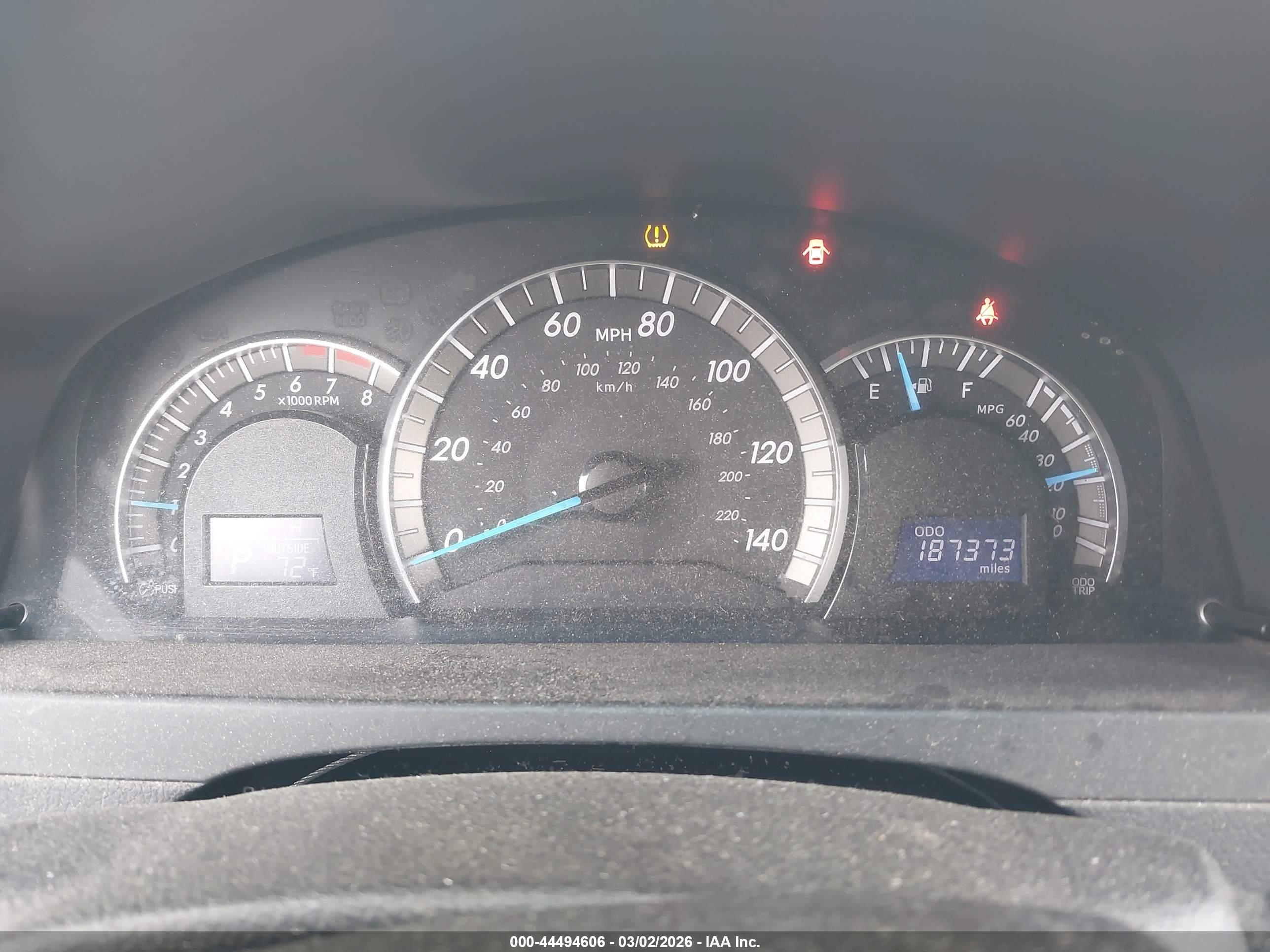TOYOTA CAMRY image 7