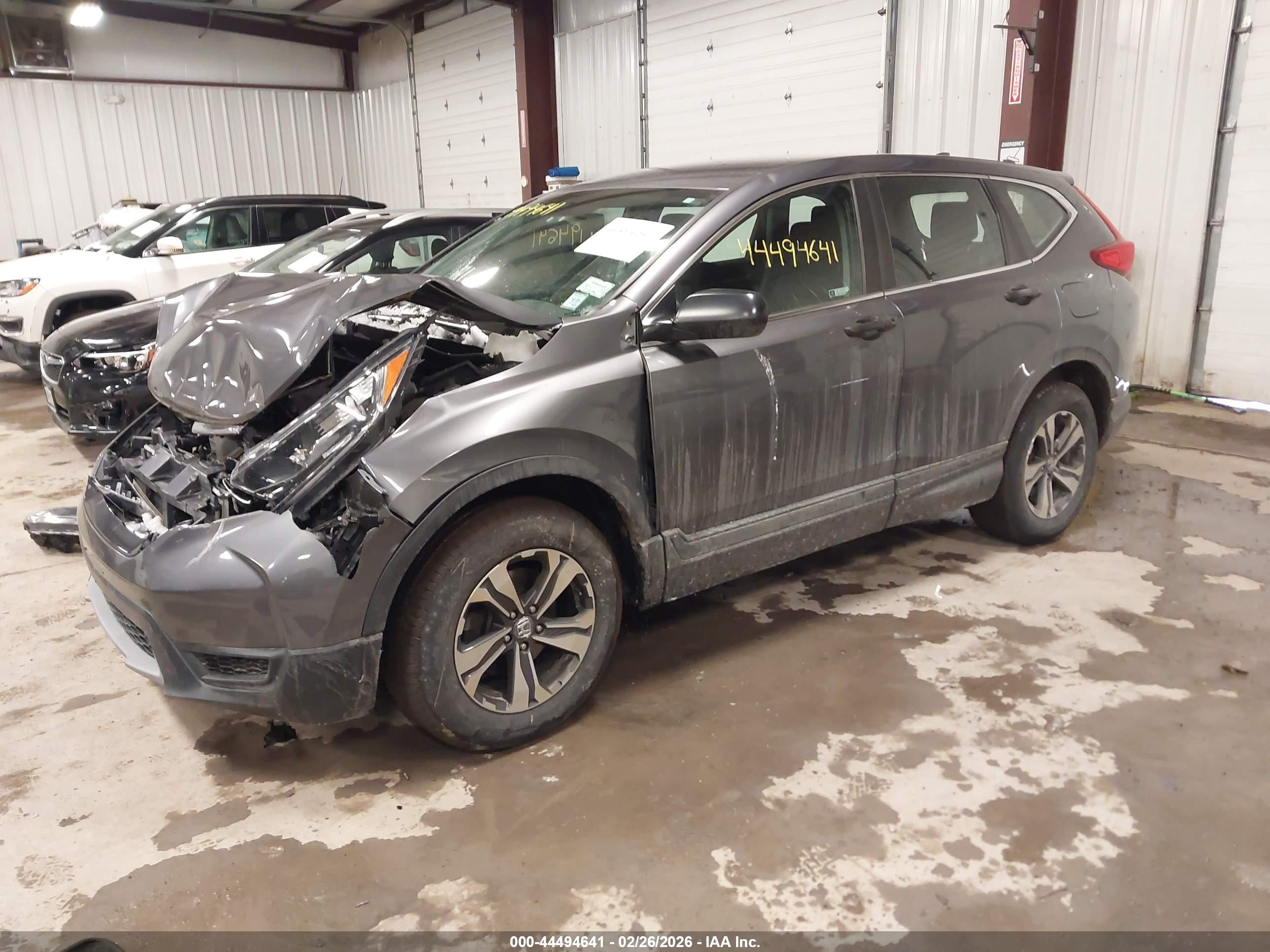 HONDA CR-V image 2