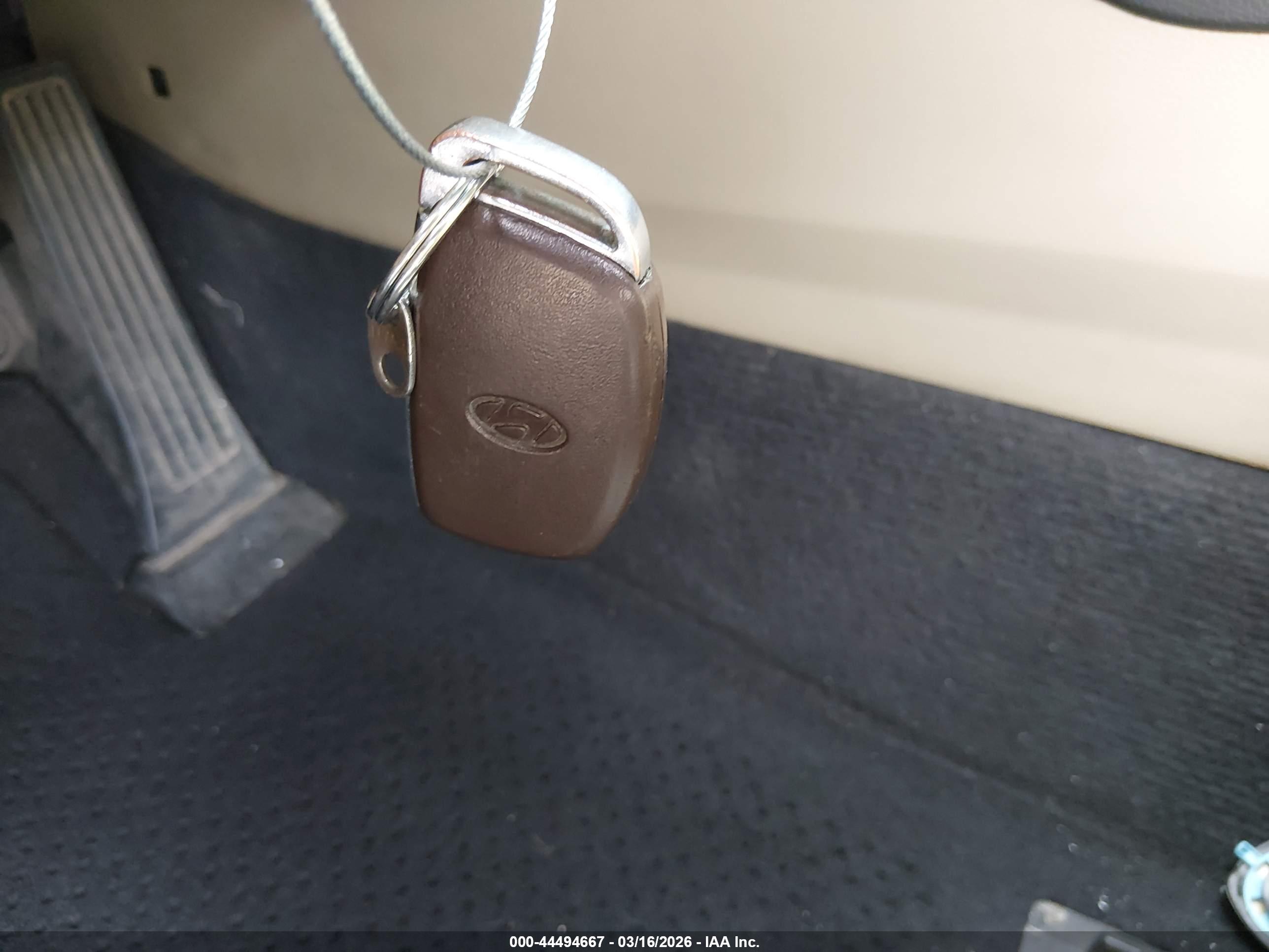 HYUNDAI SONATA image 11