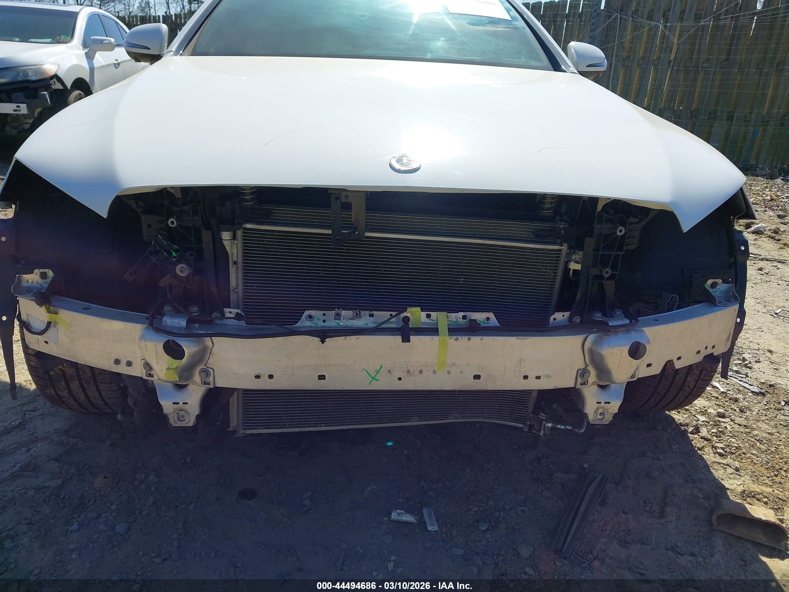 MERCEDES-BENZ E image 6
