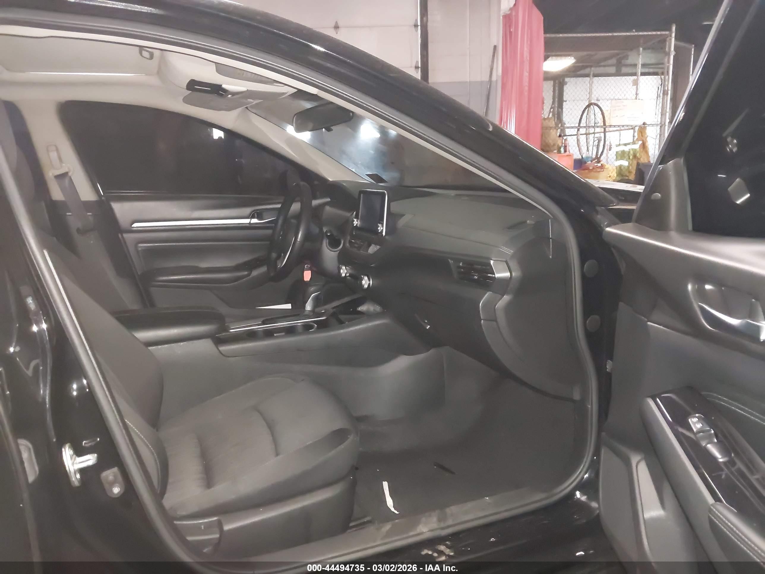 NISSAN ALTIMA image 5