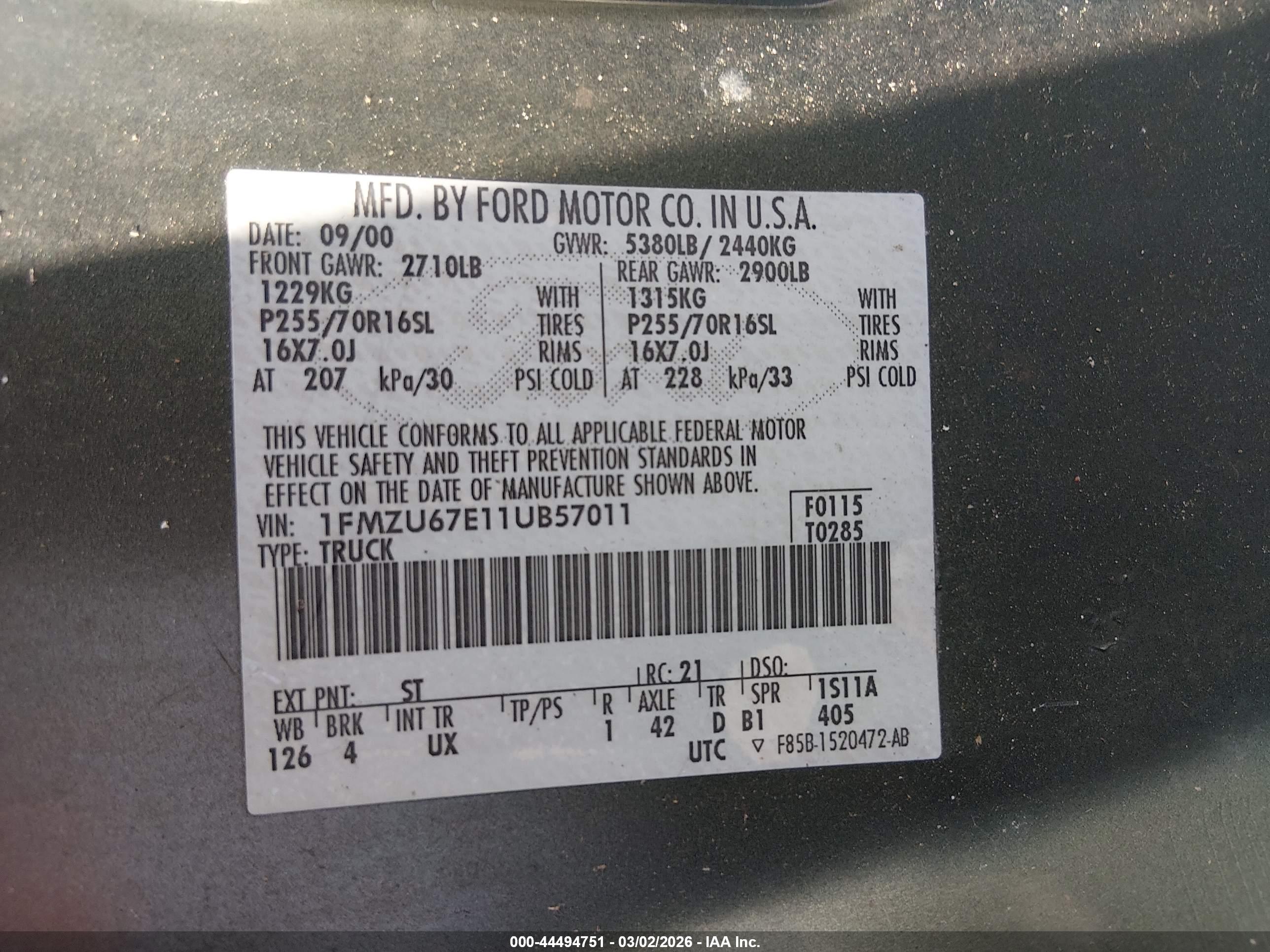 FORD EXPLORER image 9