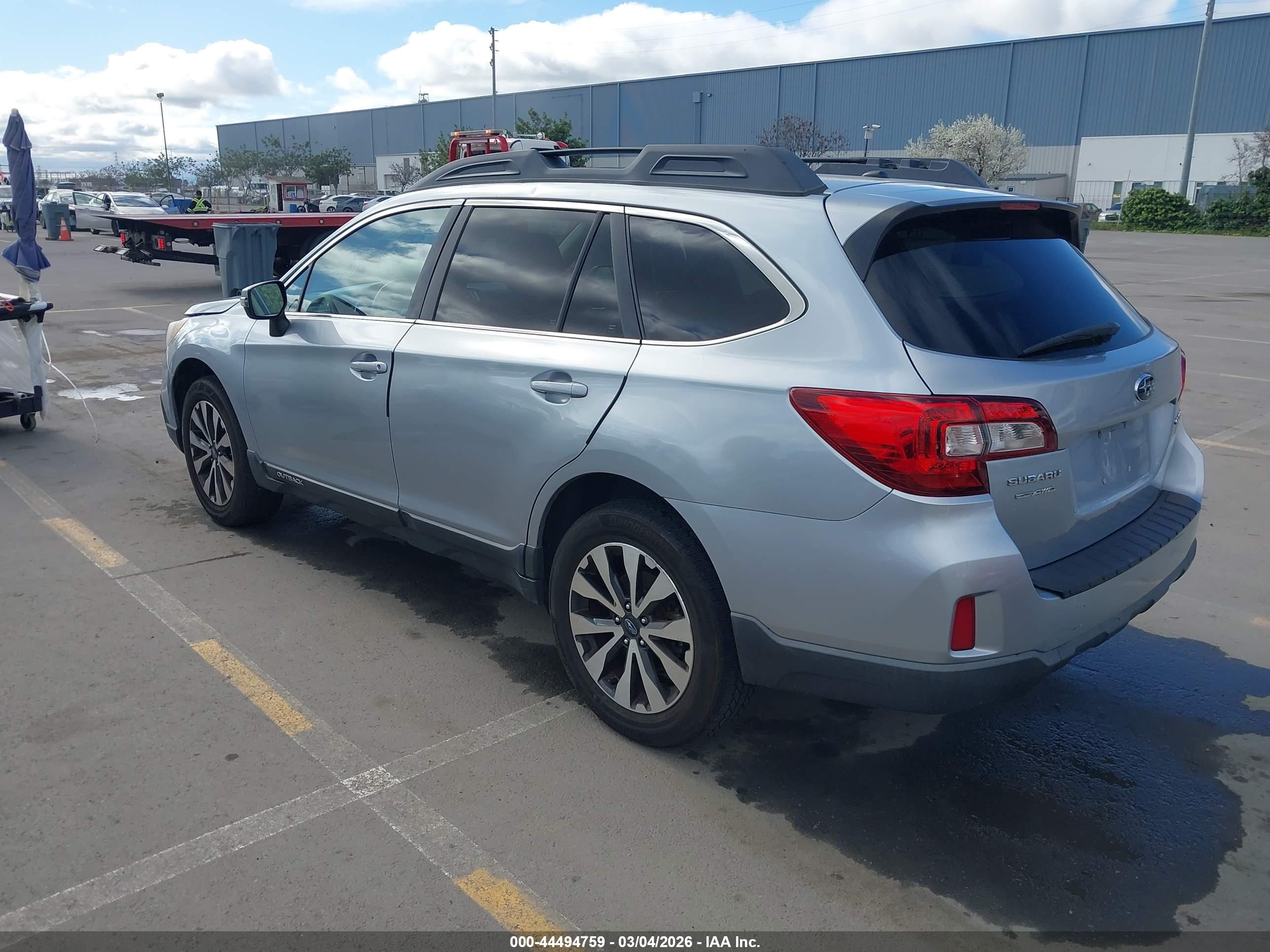 SUBARU OUTBACK image 3