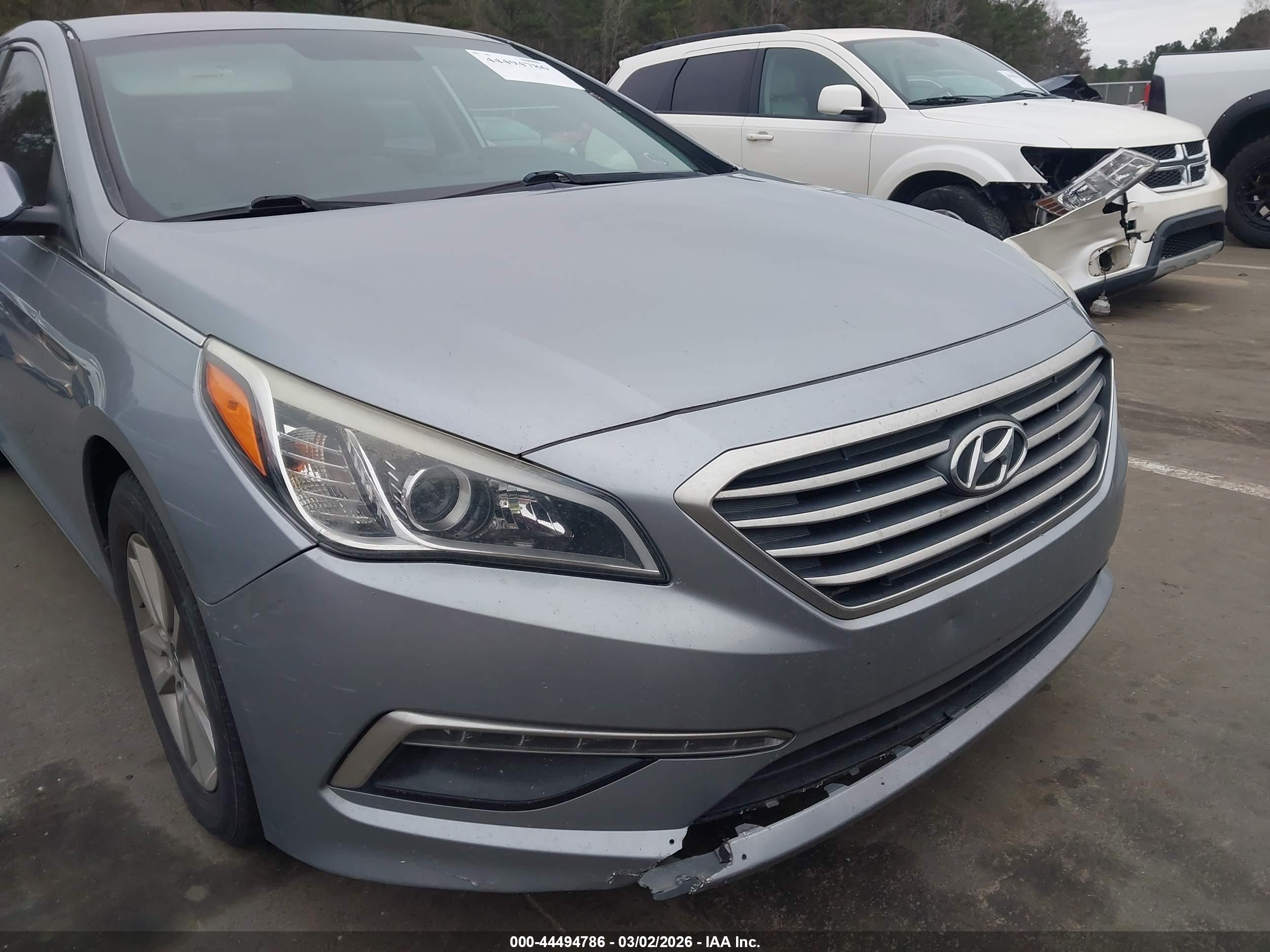 HYUNDAI SONATA image 6
