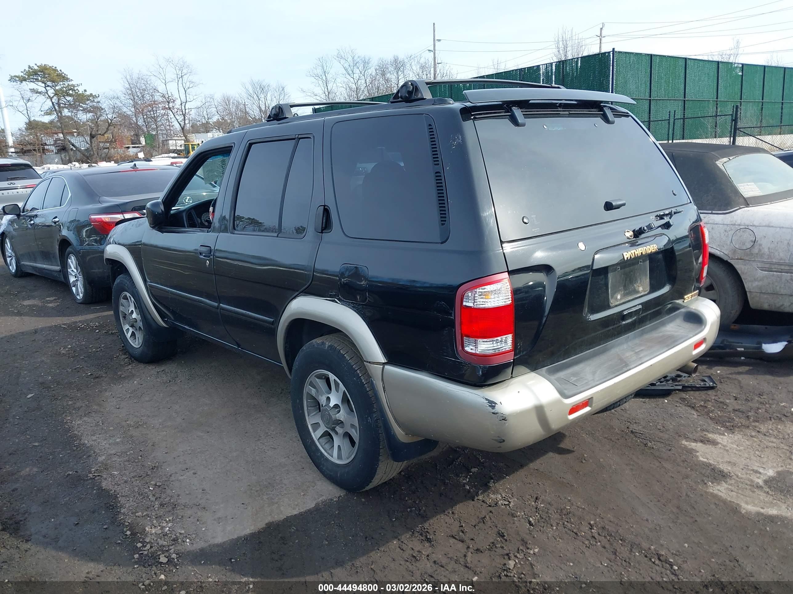 NISSAN PATHFINDER image 3