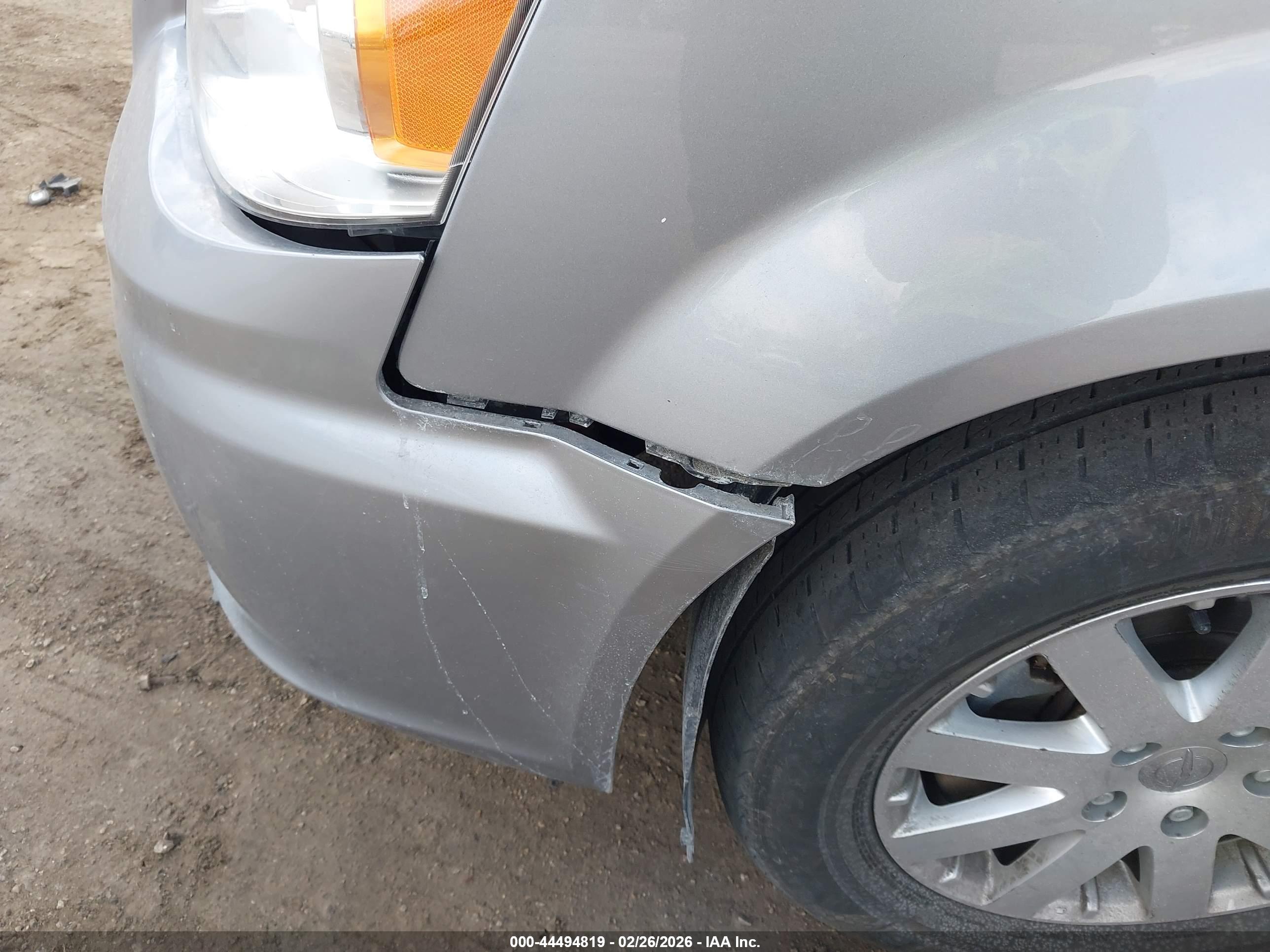 CHRYSLER TOWN image 6