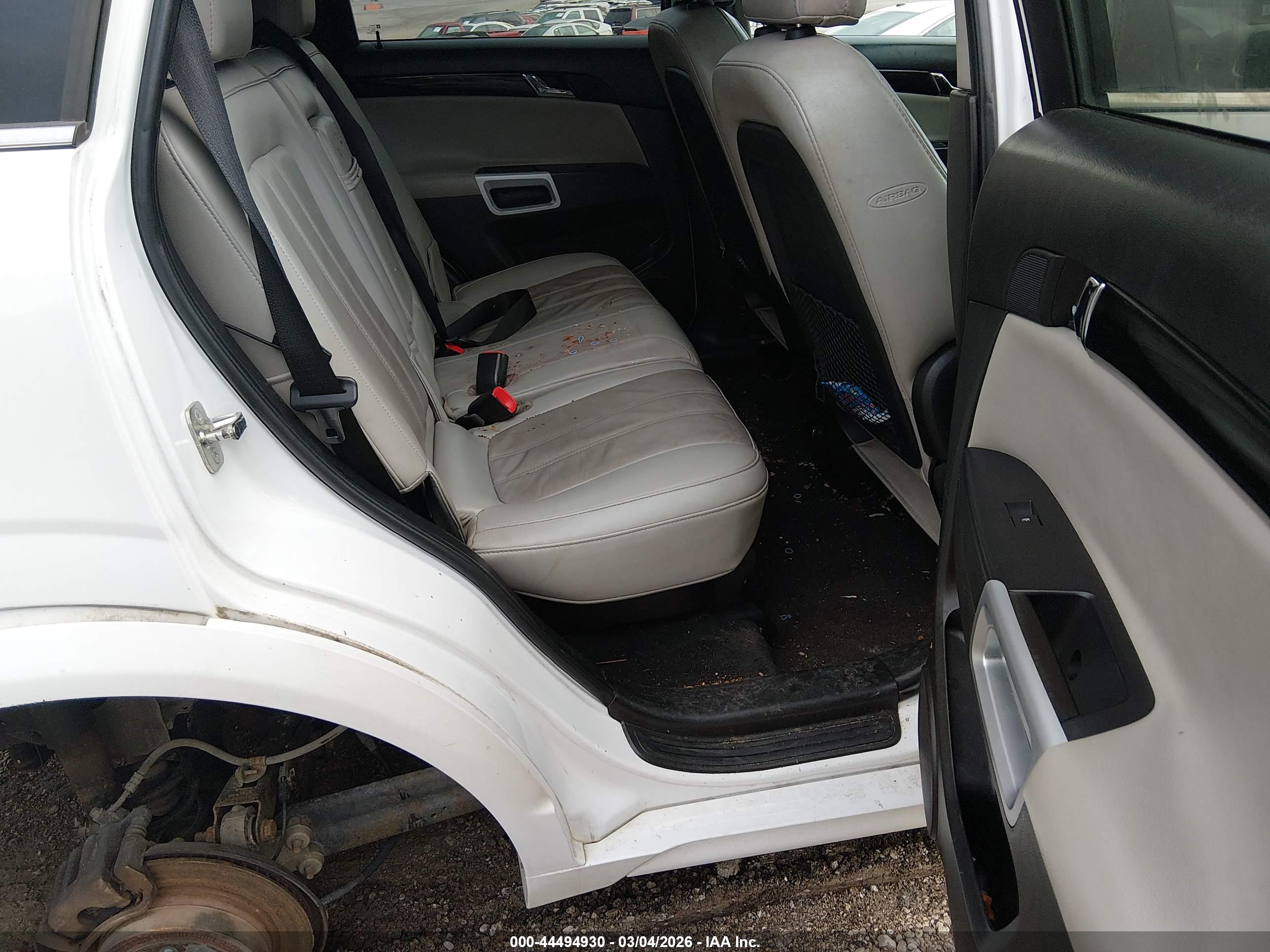 CHEVROLET CAPTIVA image 8