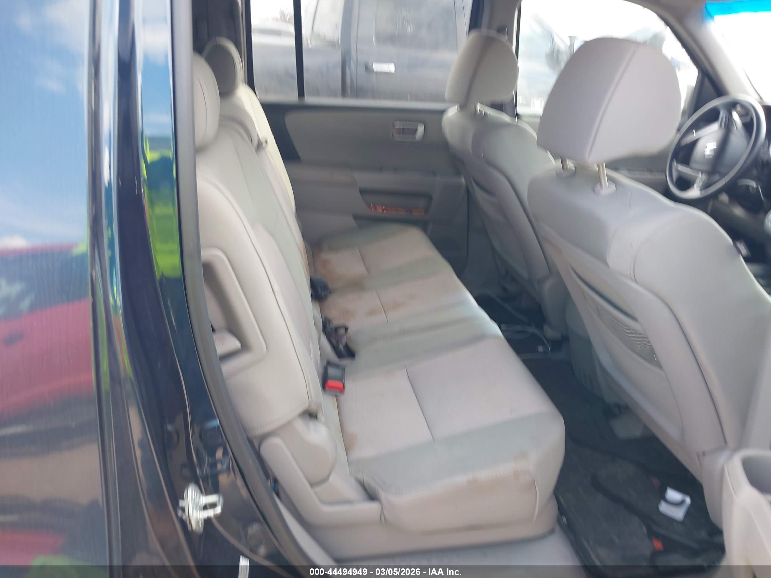 HONDA PILOT image 8