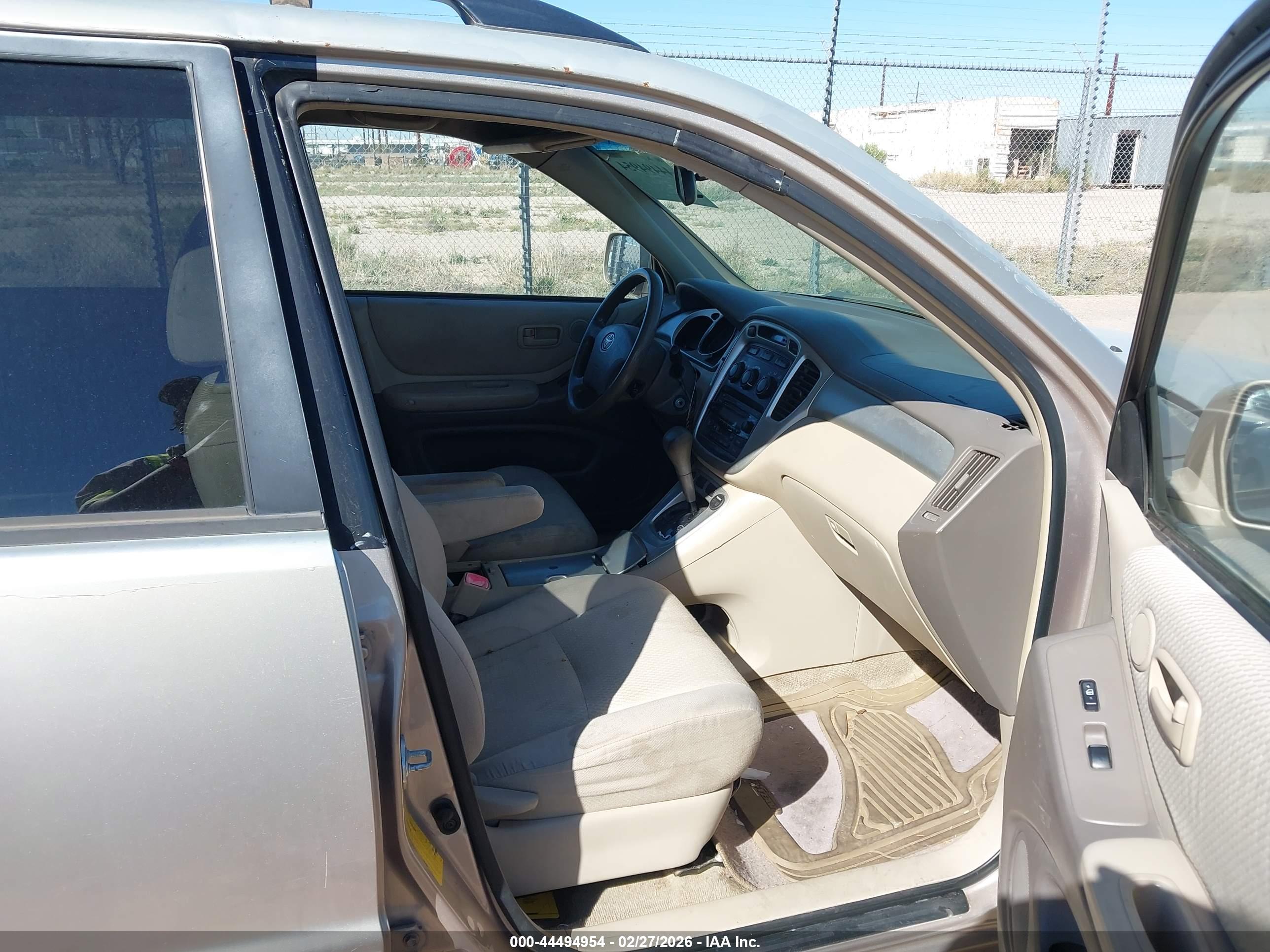 TOYOTA HIGHLANDER image 5
