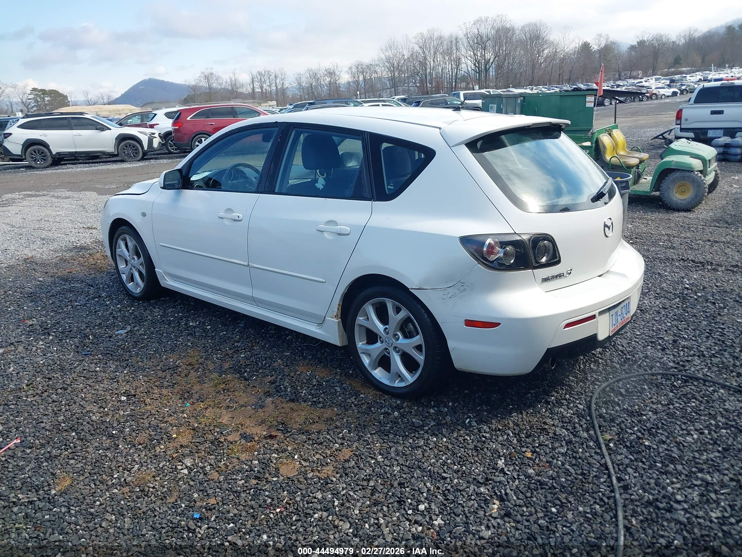 MAZDA MAZDA3 image 3
