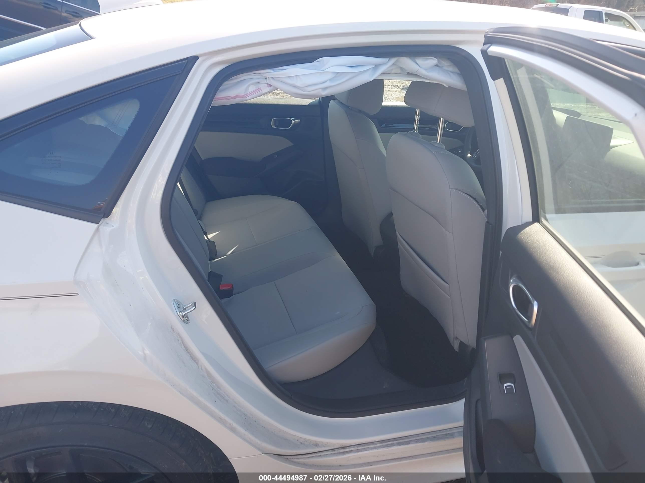 HONDA CIVIC image 8