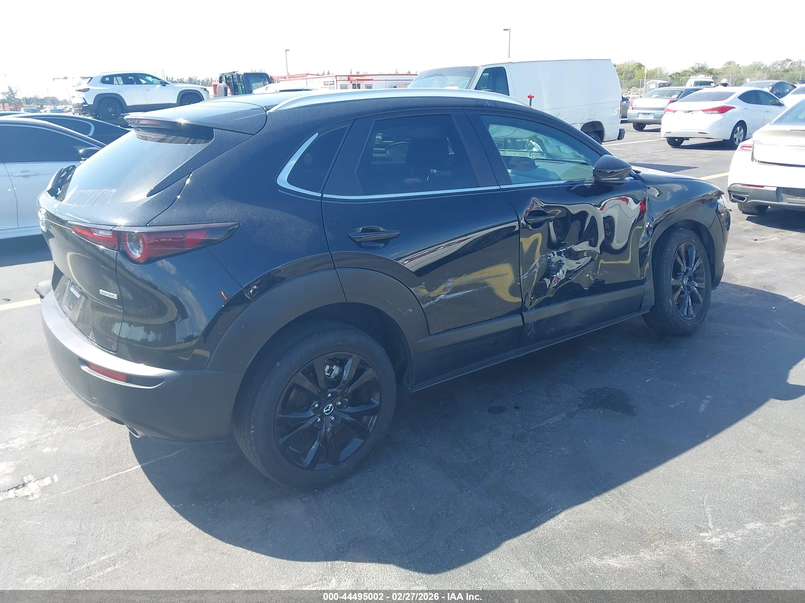 MAZDA CX-30 image 4