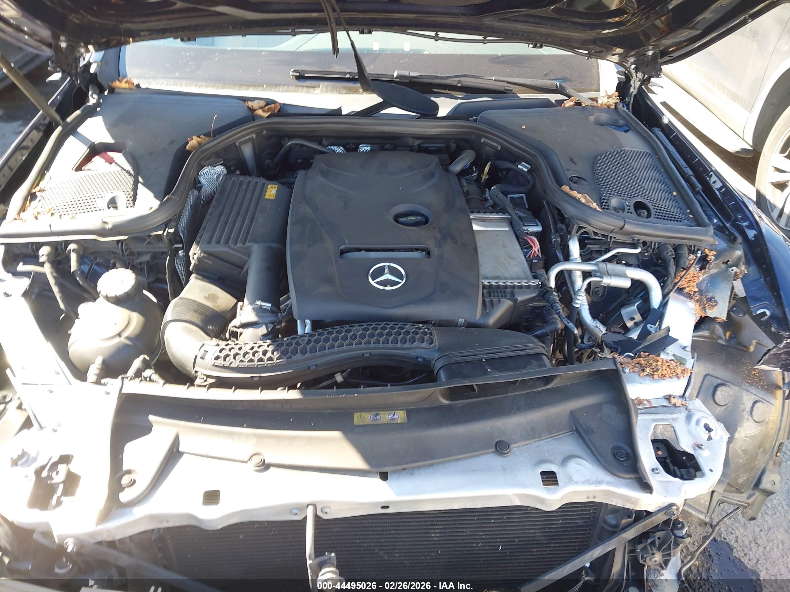MERCEDES-BENZ E image 10