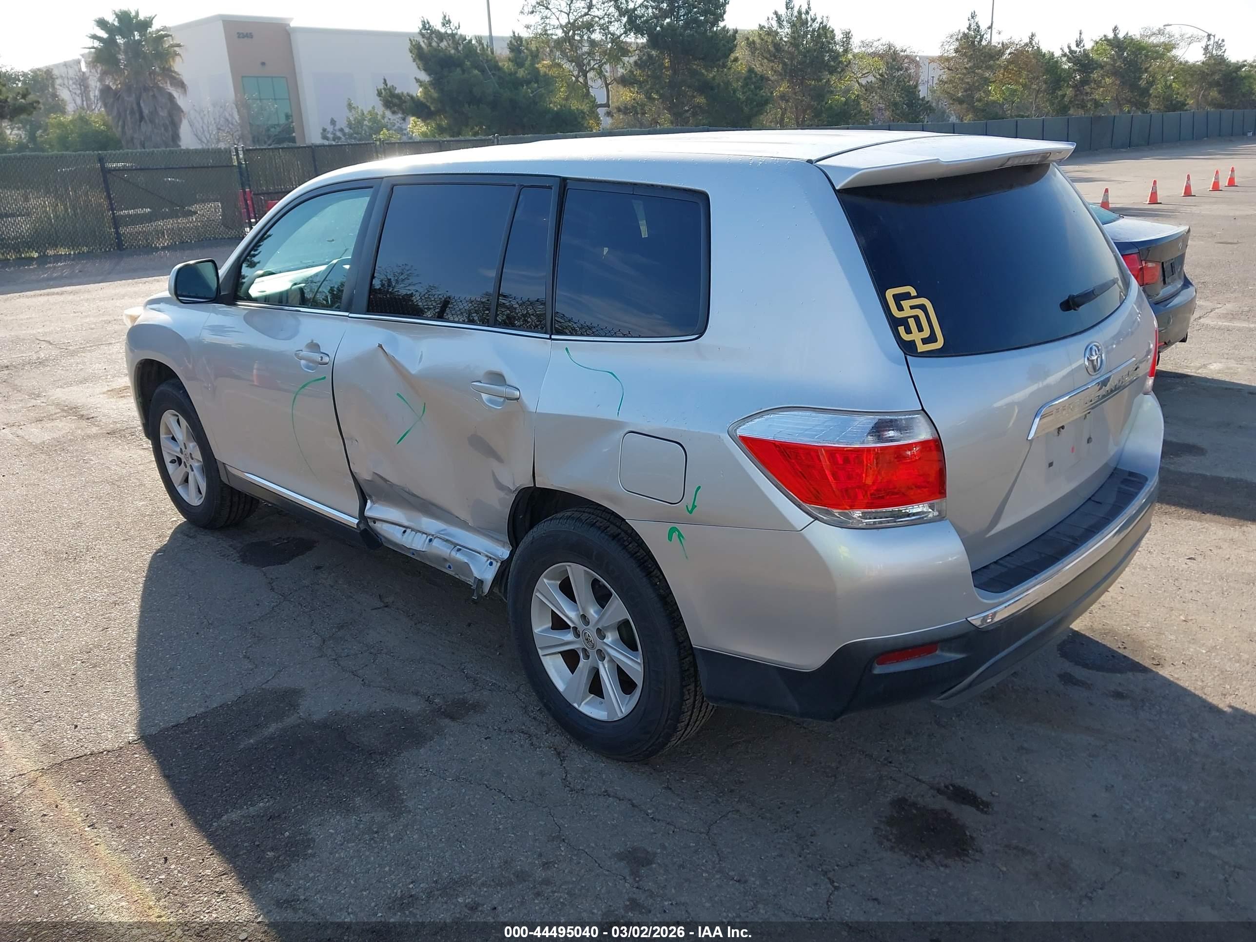 TOYOTA HIGHLANDER image 3