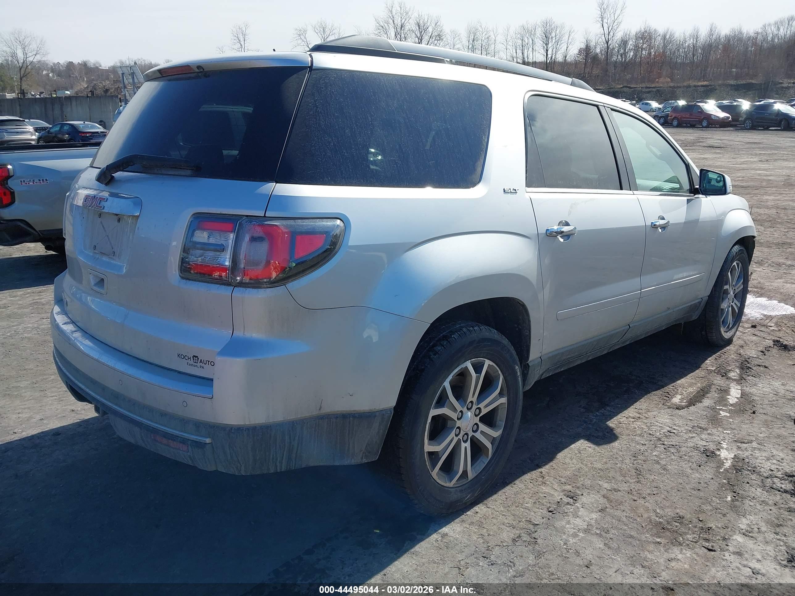 GMC ACADIA image 4