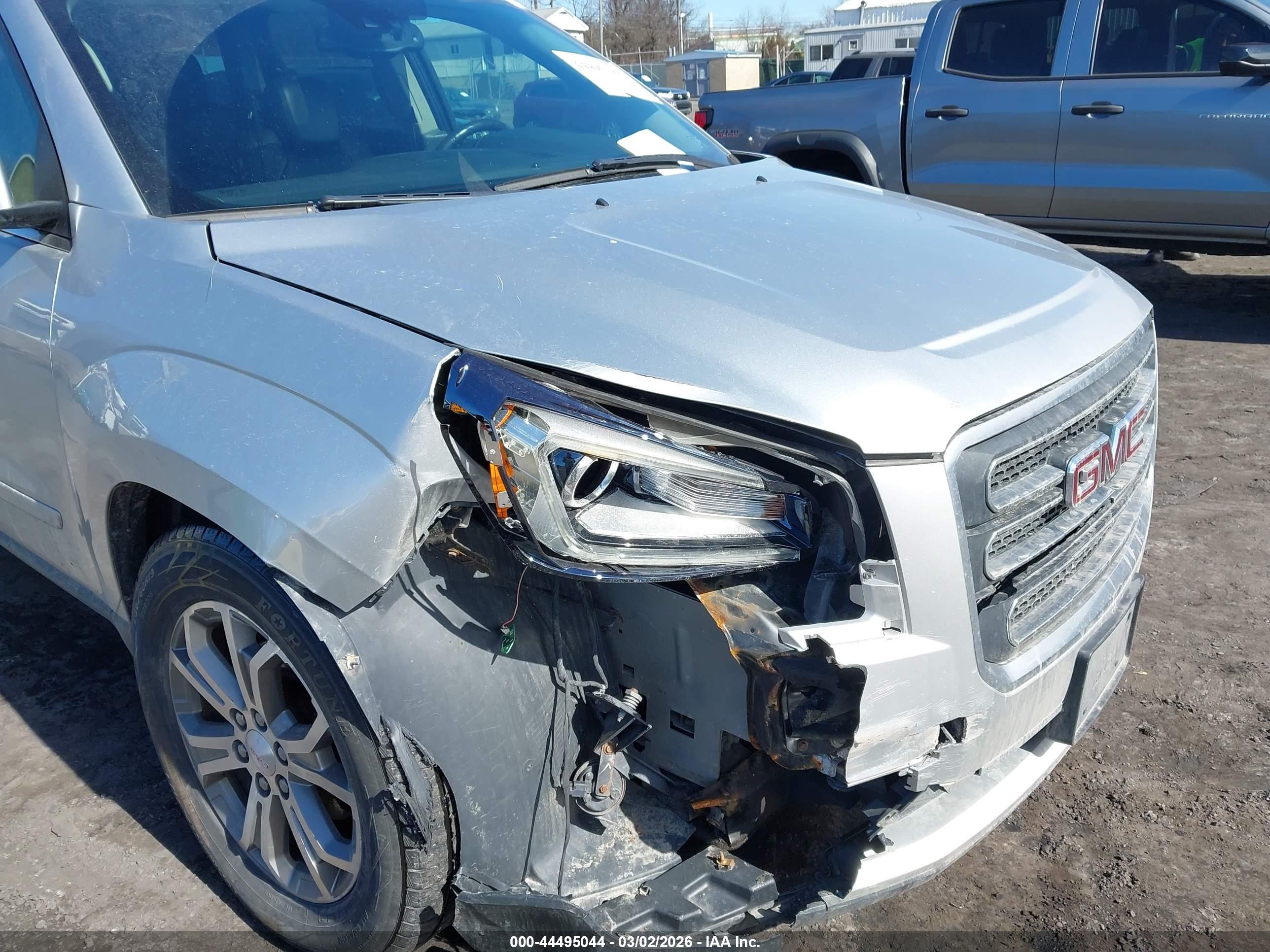 GMC ACADIA image 6