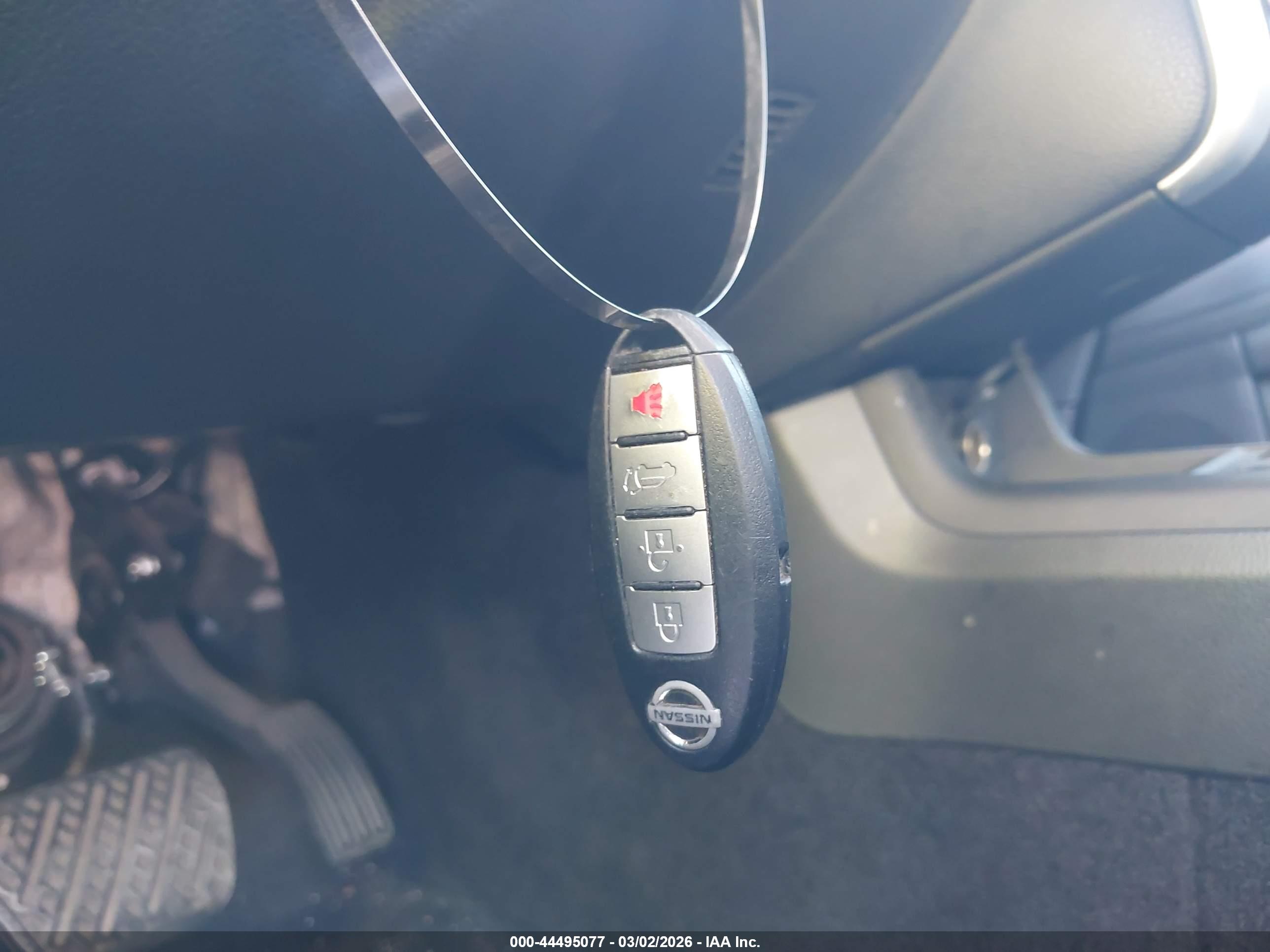 NISSAN MURANO image 11