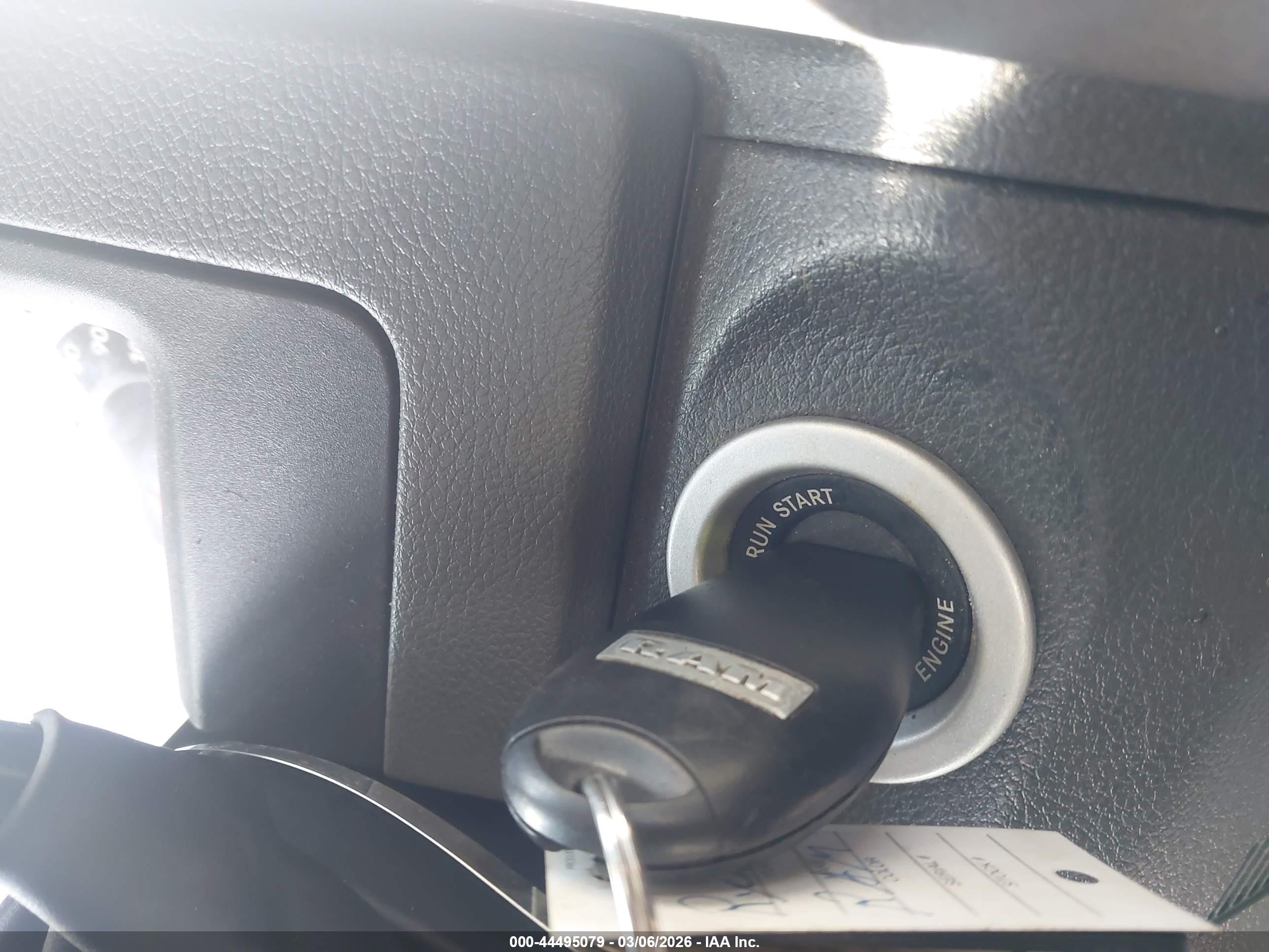 RAM 2500 image 11