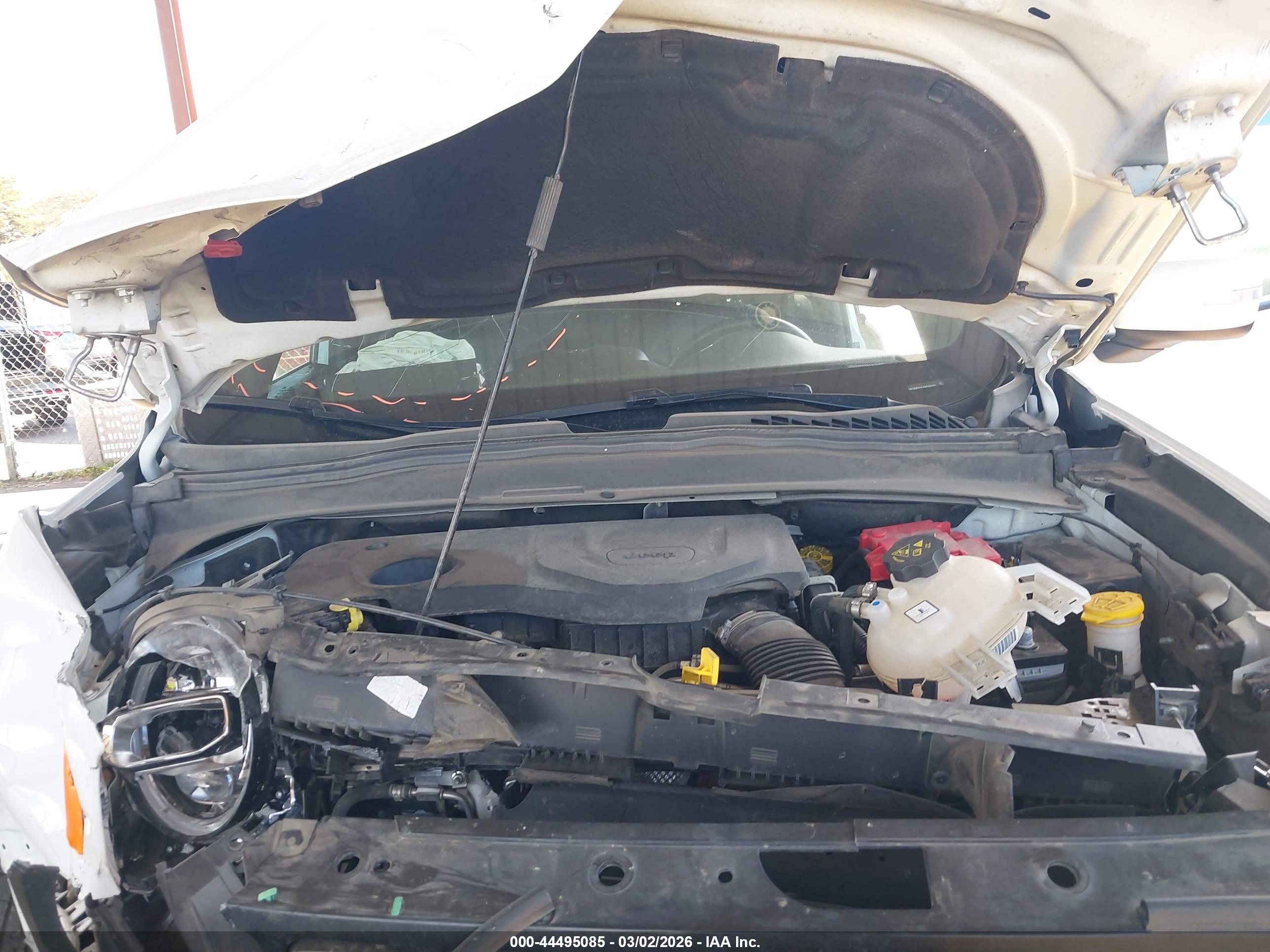 JEEP RENEGADE image 10