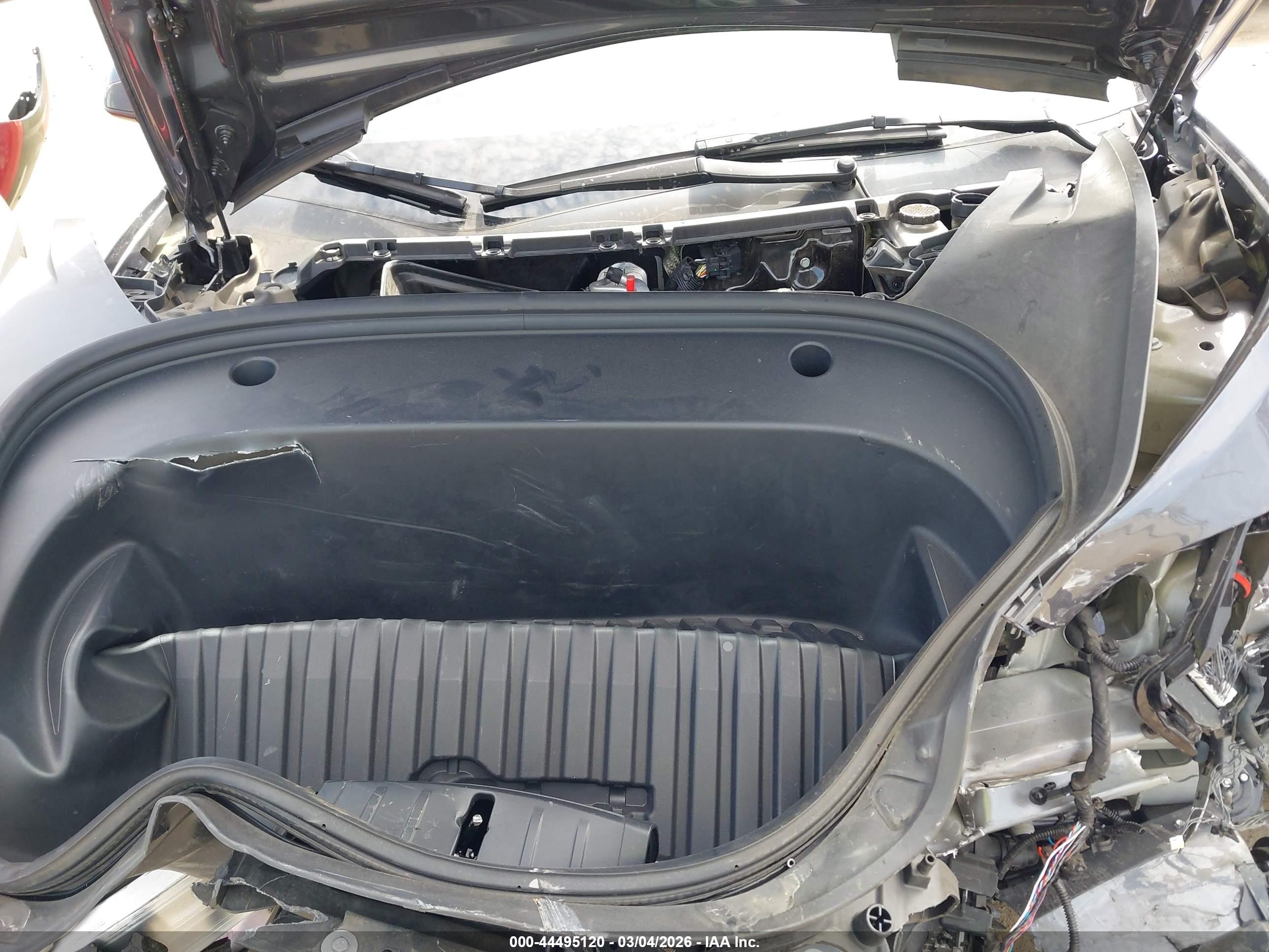 TESLA MODEL image 10