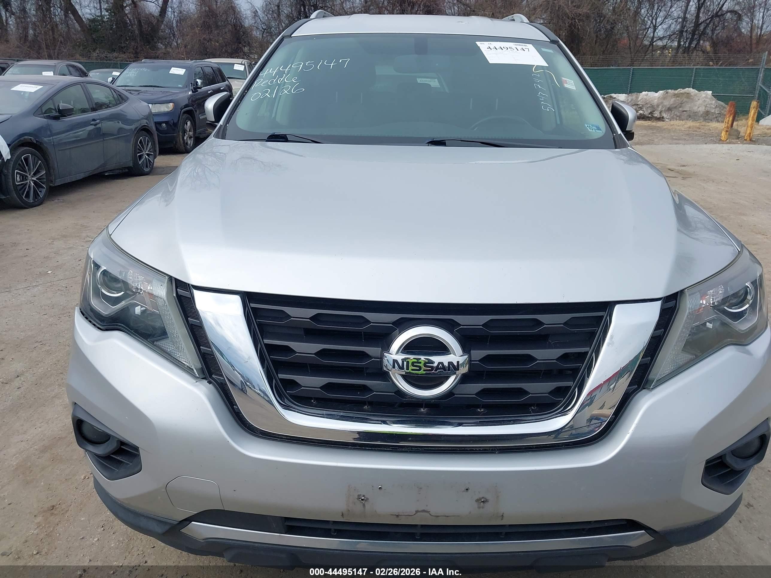 NISSAN PATHFINDER image 6