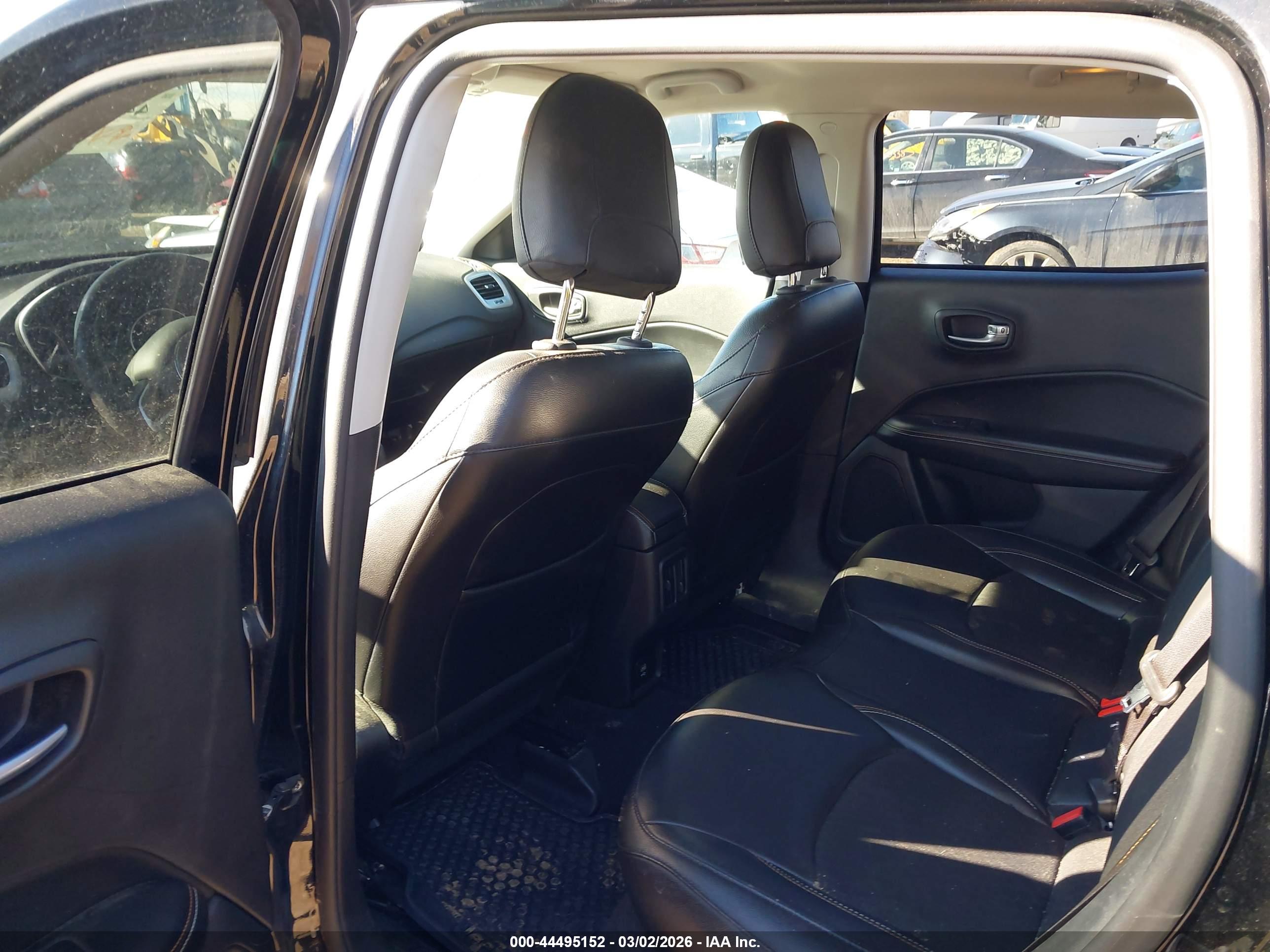 JEEP COMPASS image 8