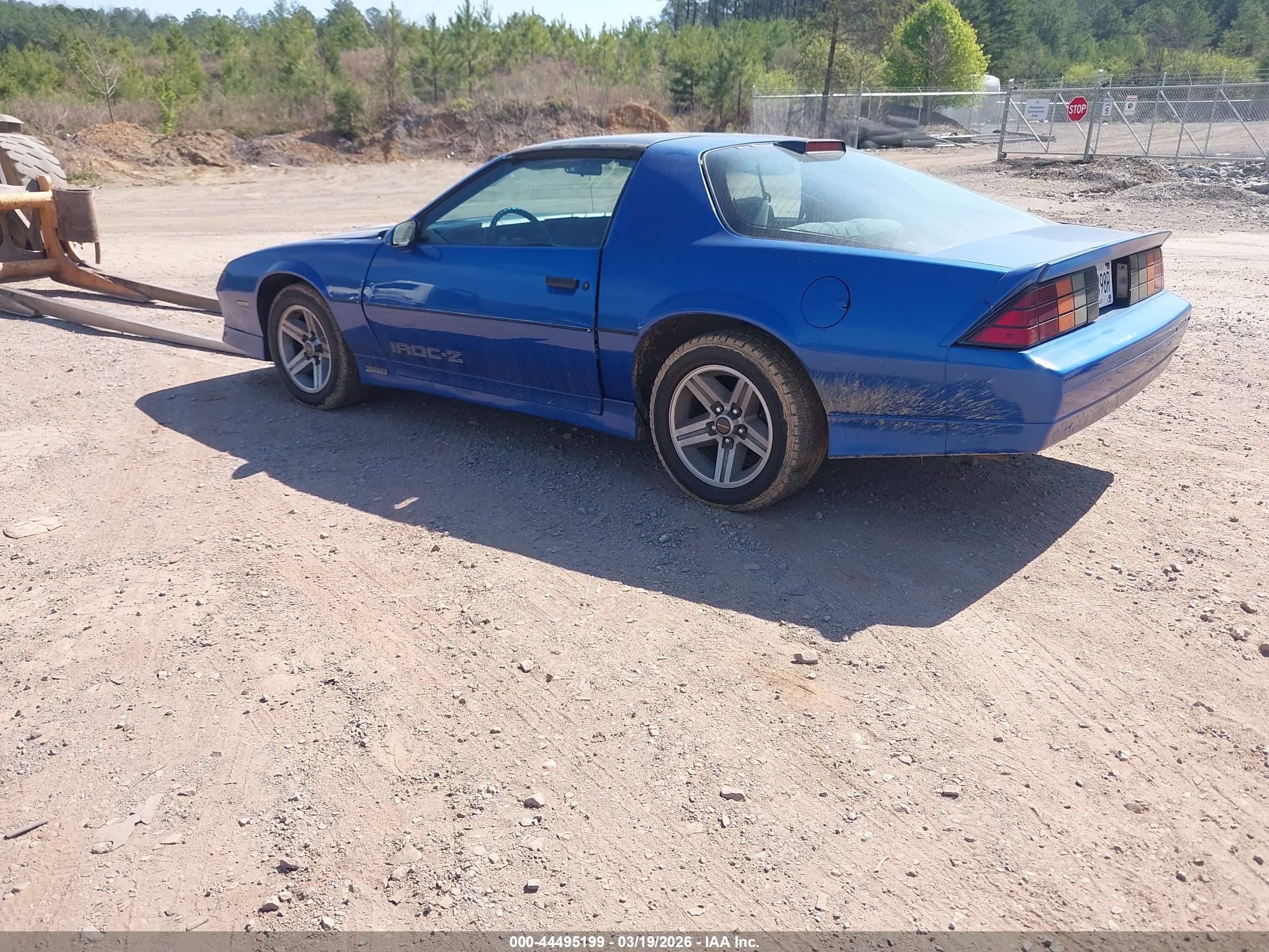 CHEVROLET CAMARO image 3