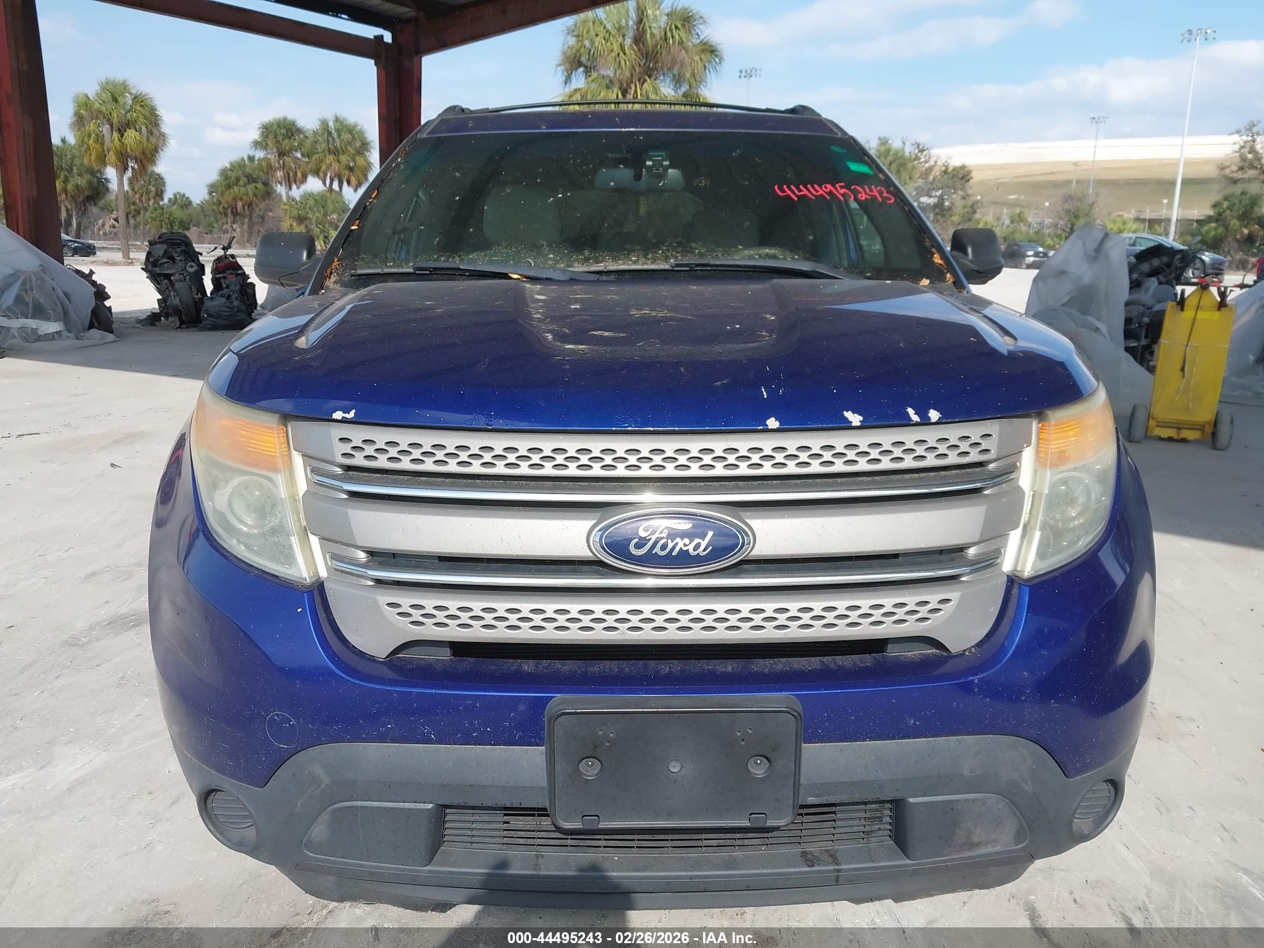FORD EXPLORER image 6