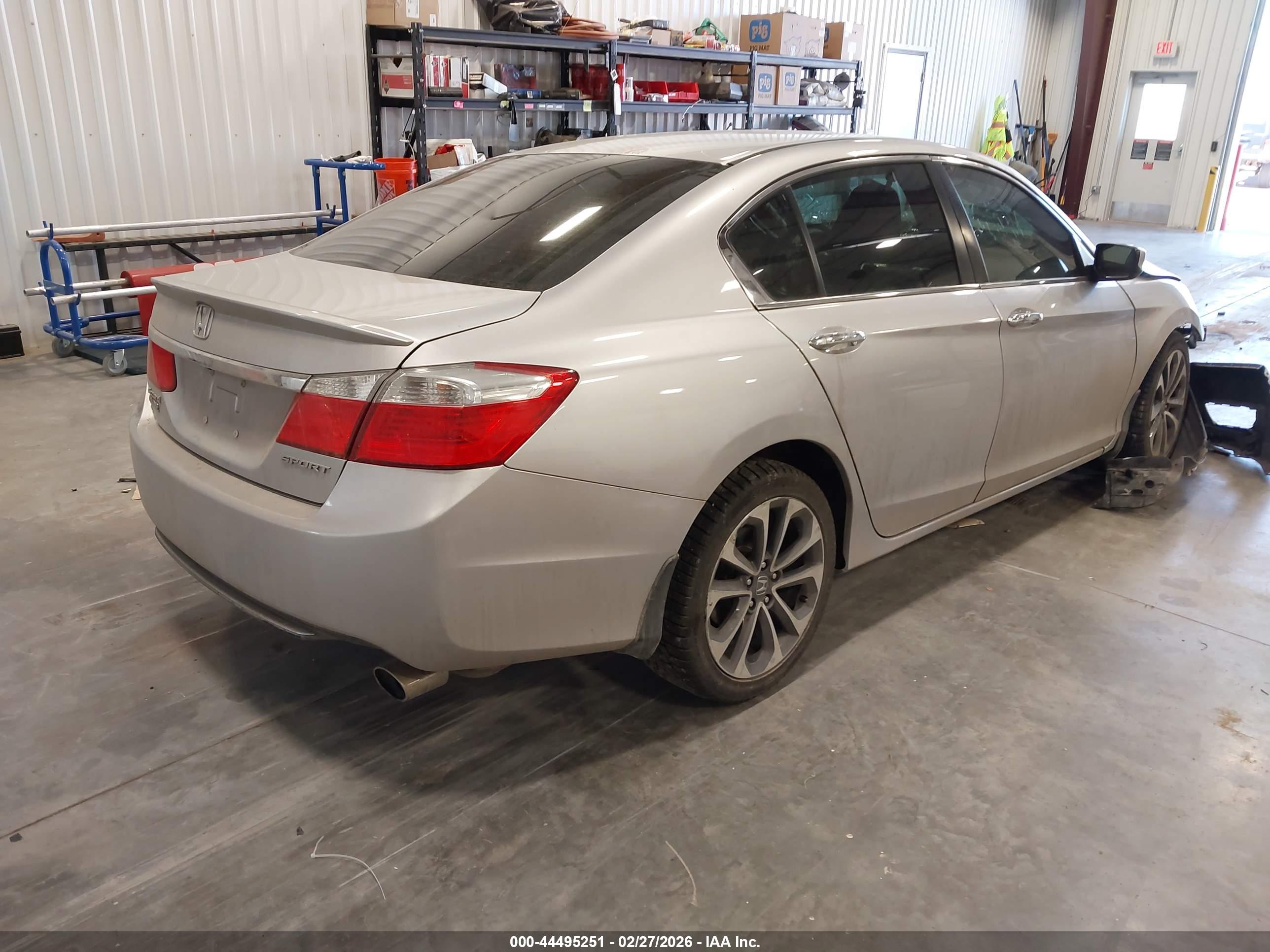 HONDA ACCORD image 4