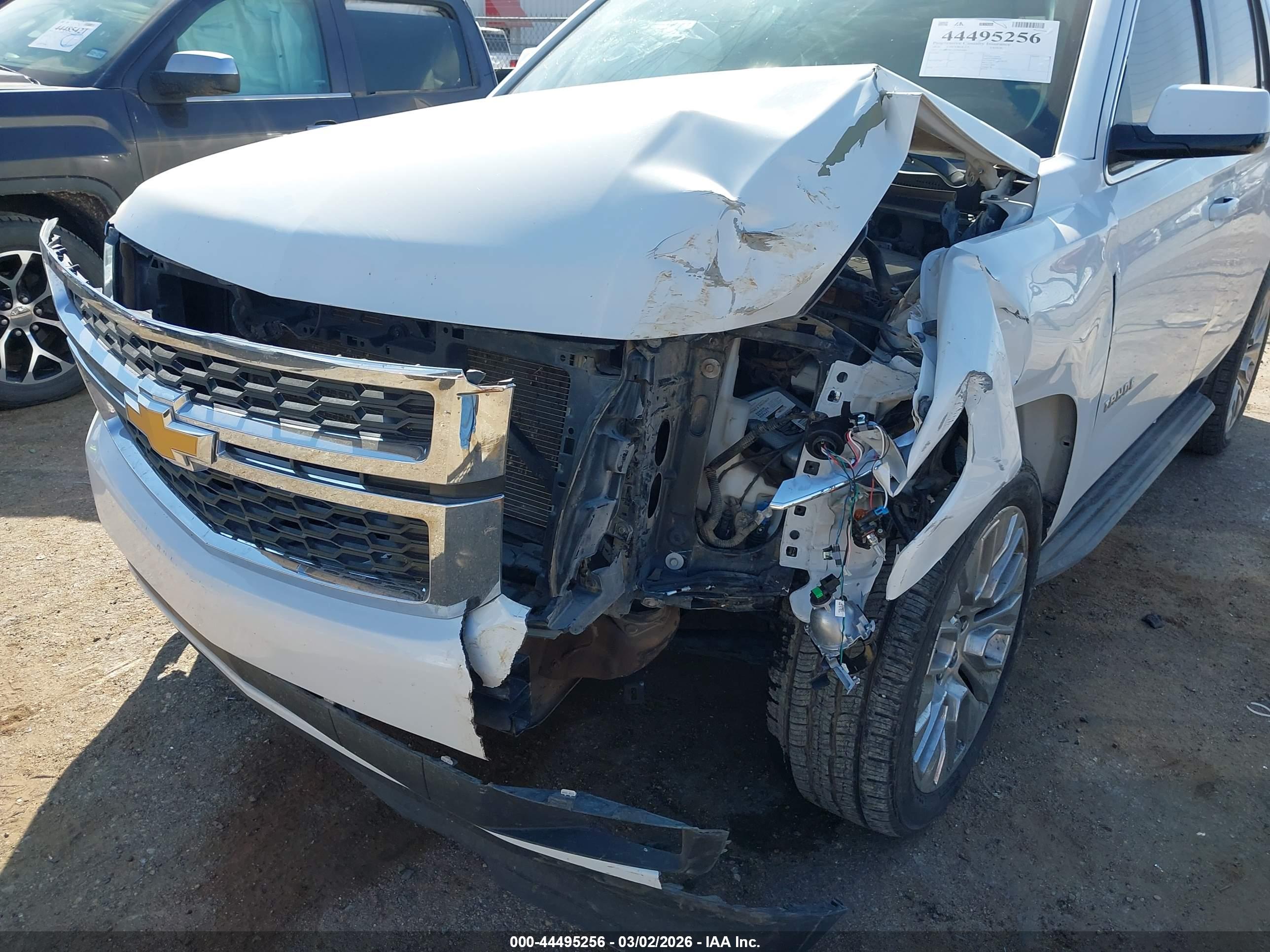 CHEVROLET TAHOE image 6