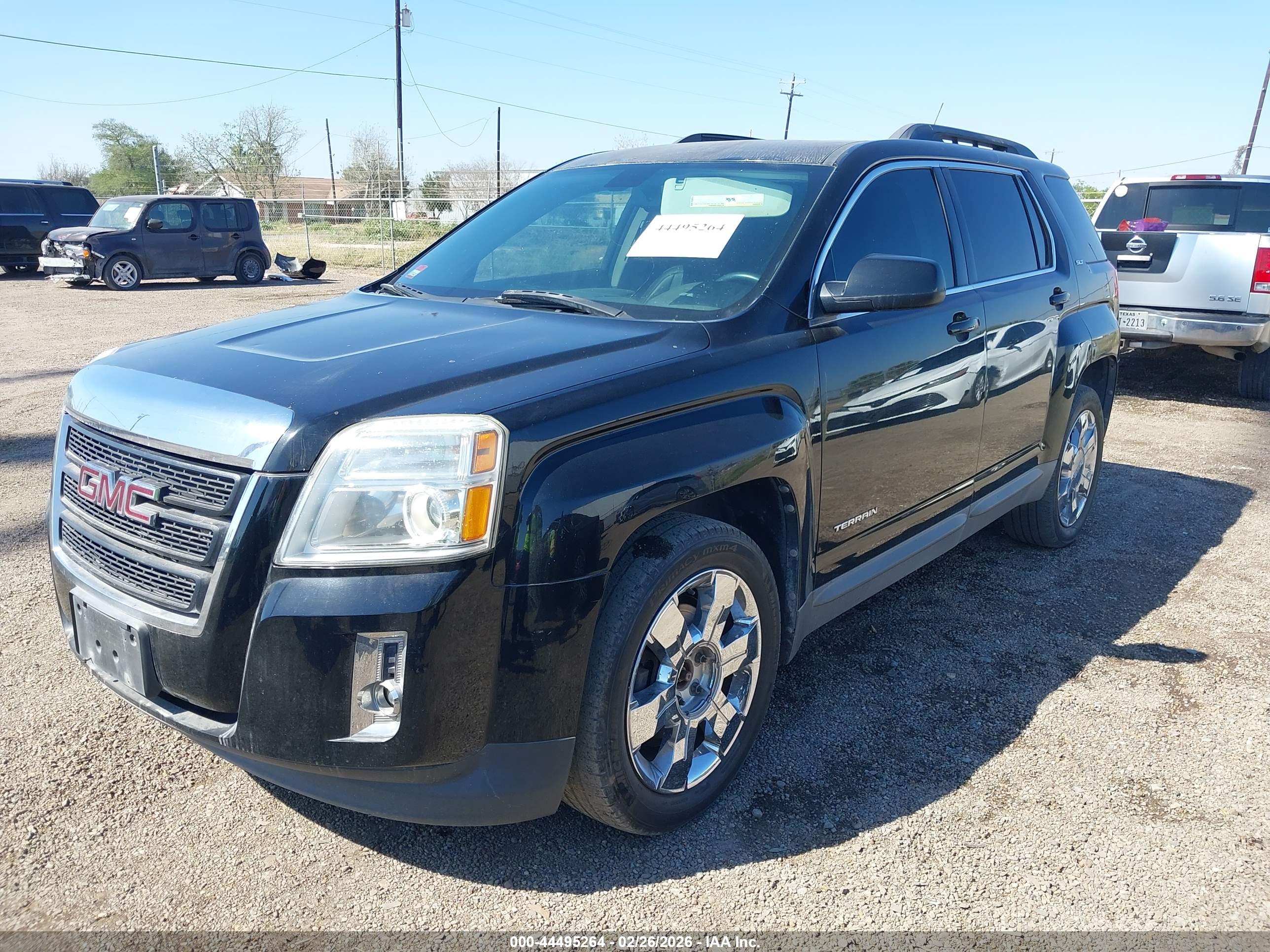 GMC TERRAIN image 2