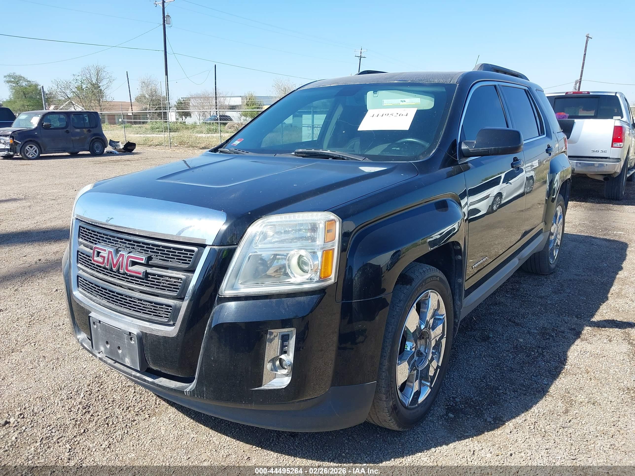 GMC TERRAIN image 6