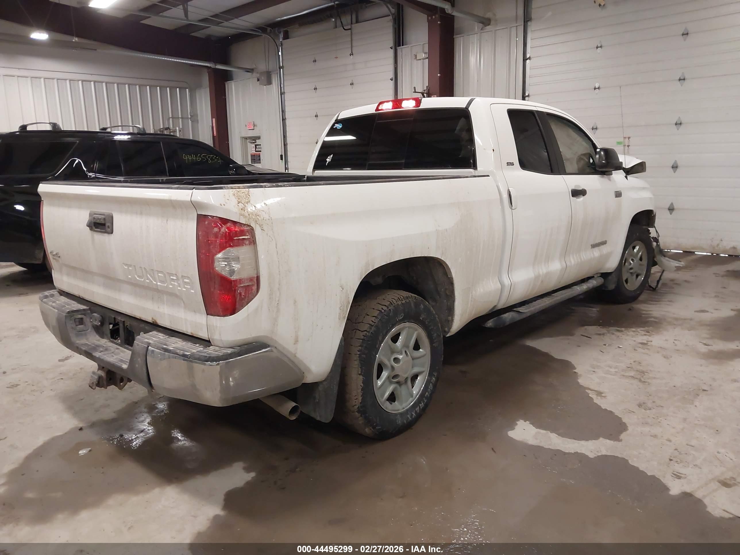 TOYOTA TUNDRA image 4