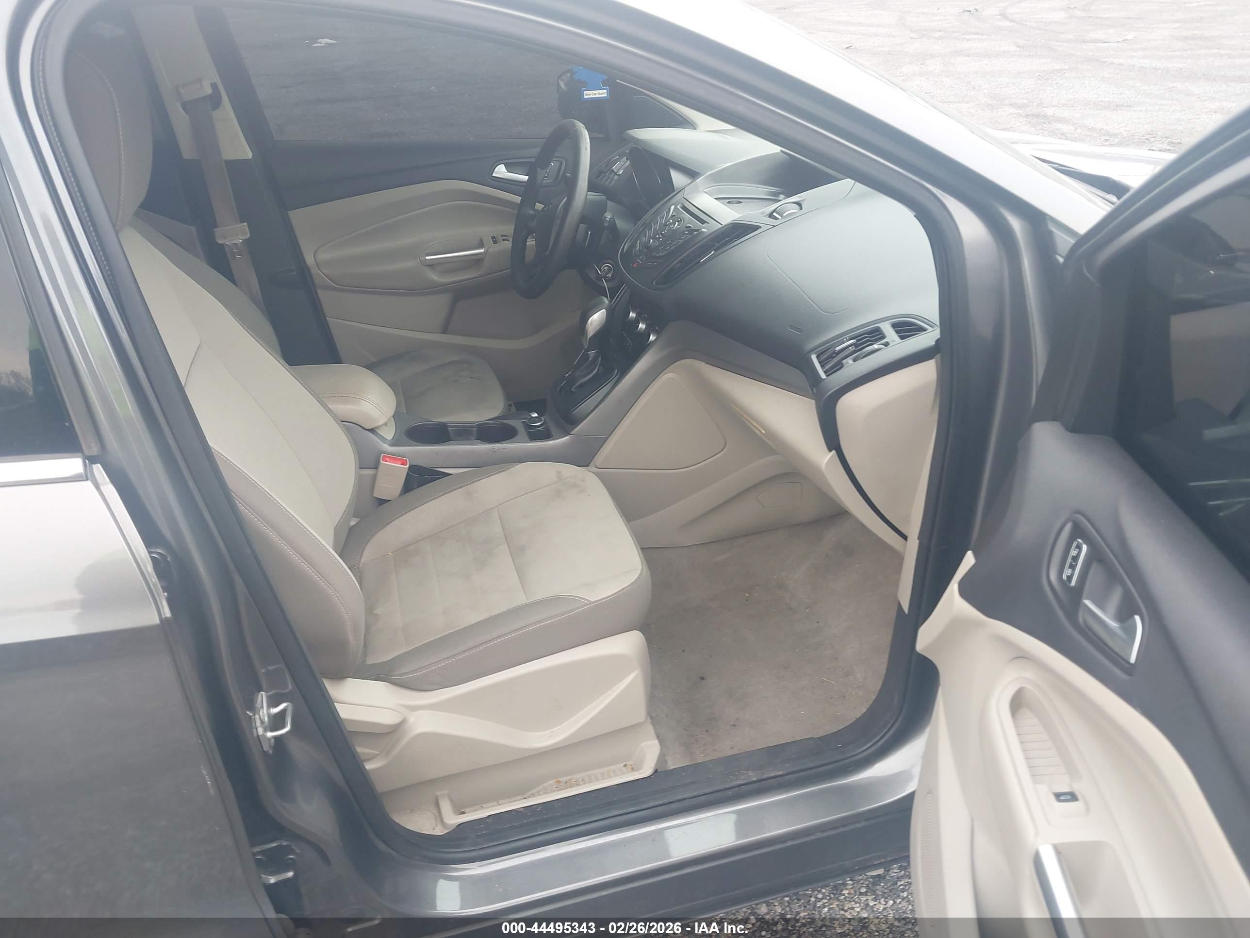 FORD ESCAPE image 5