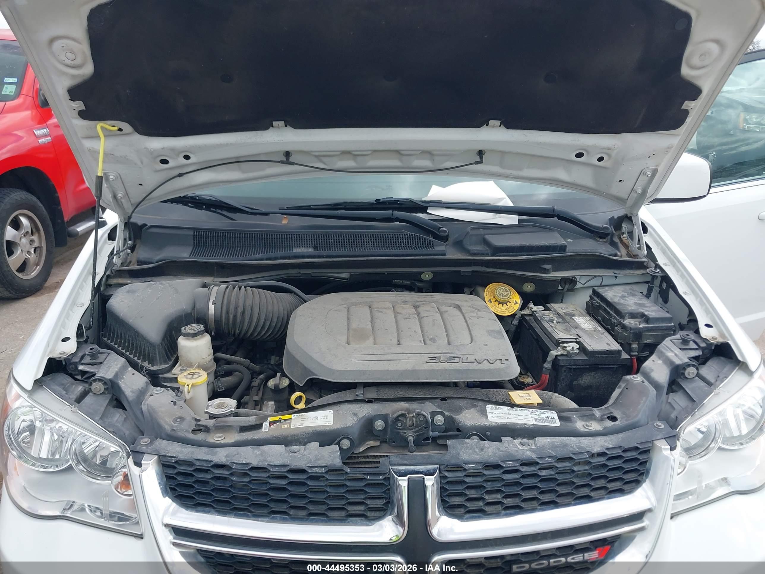 DODGE GRAND image 10