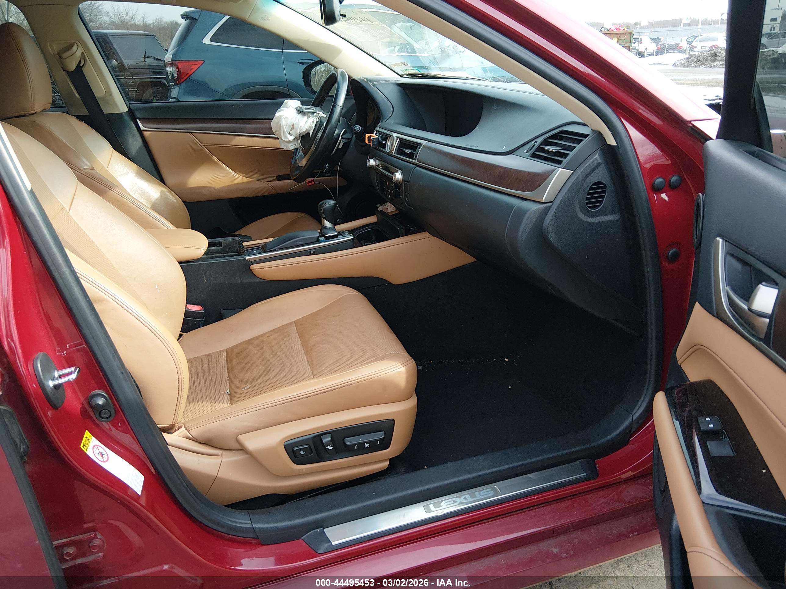 LEXUS GS image 5