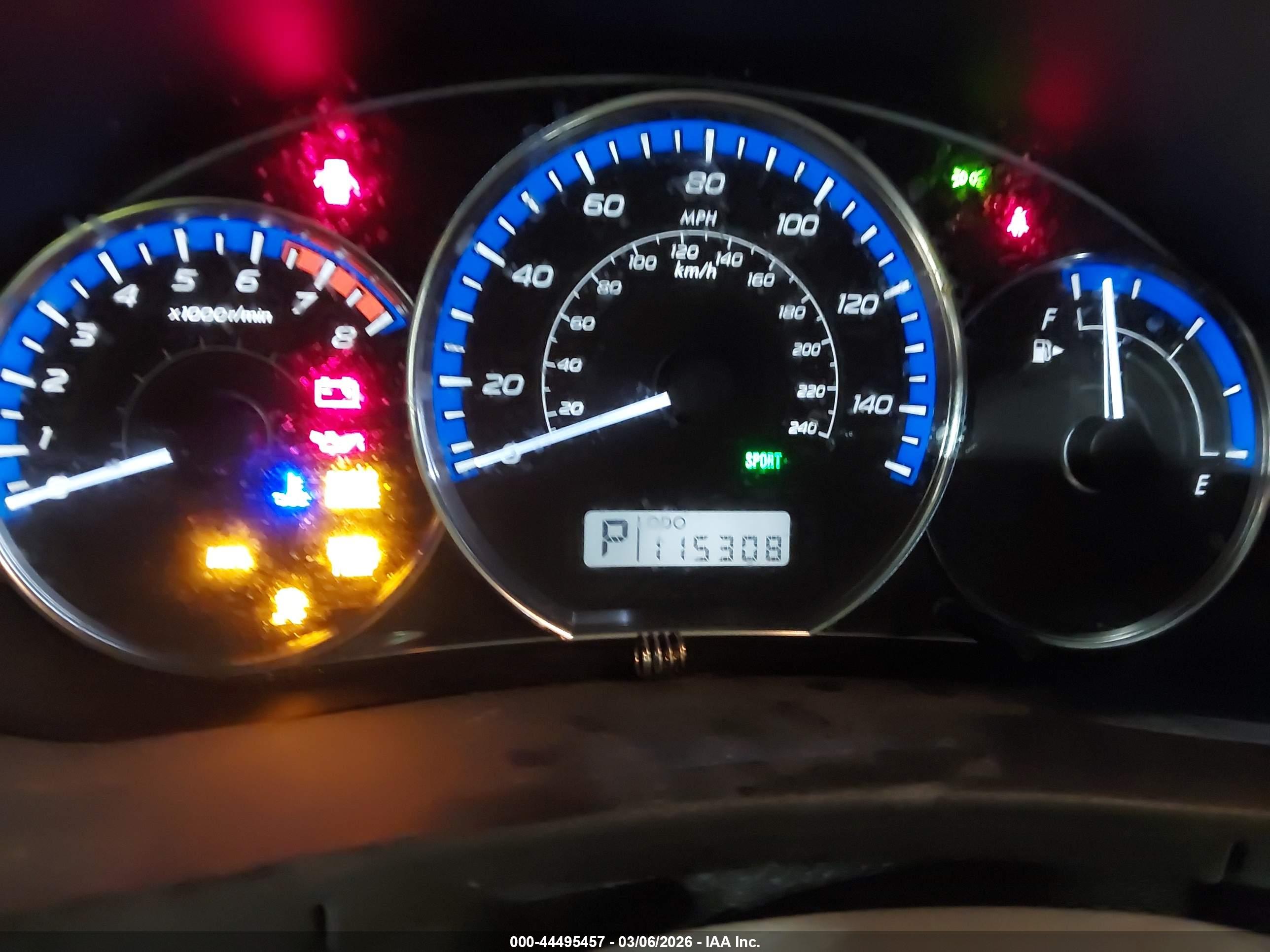 SUBARU FORESTER image 7