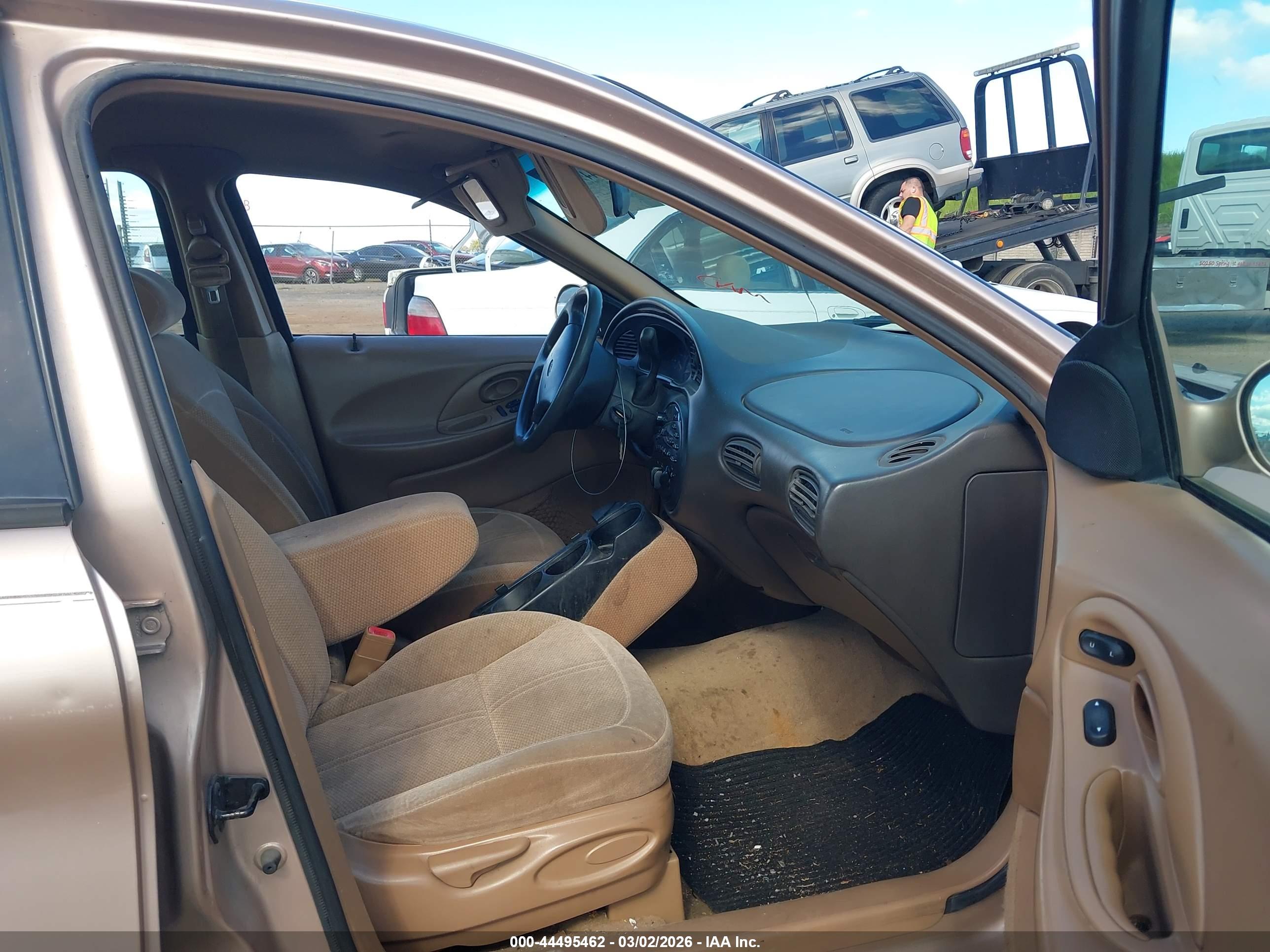 FORD TAURUS image 5