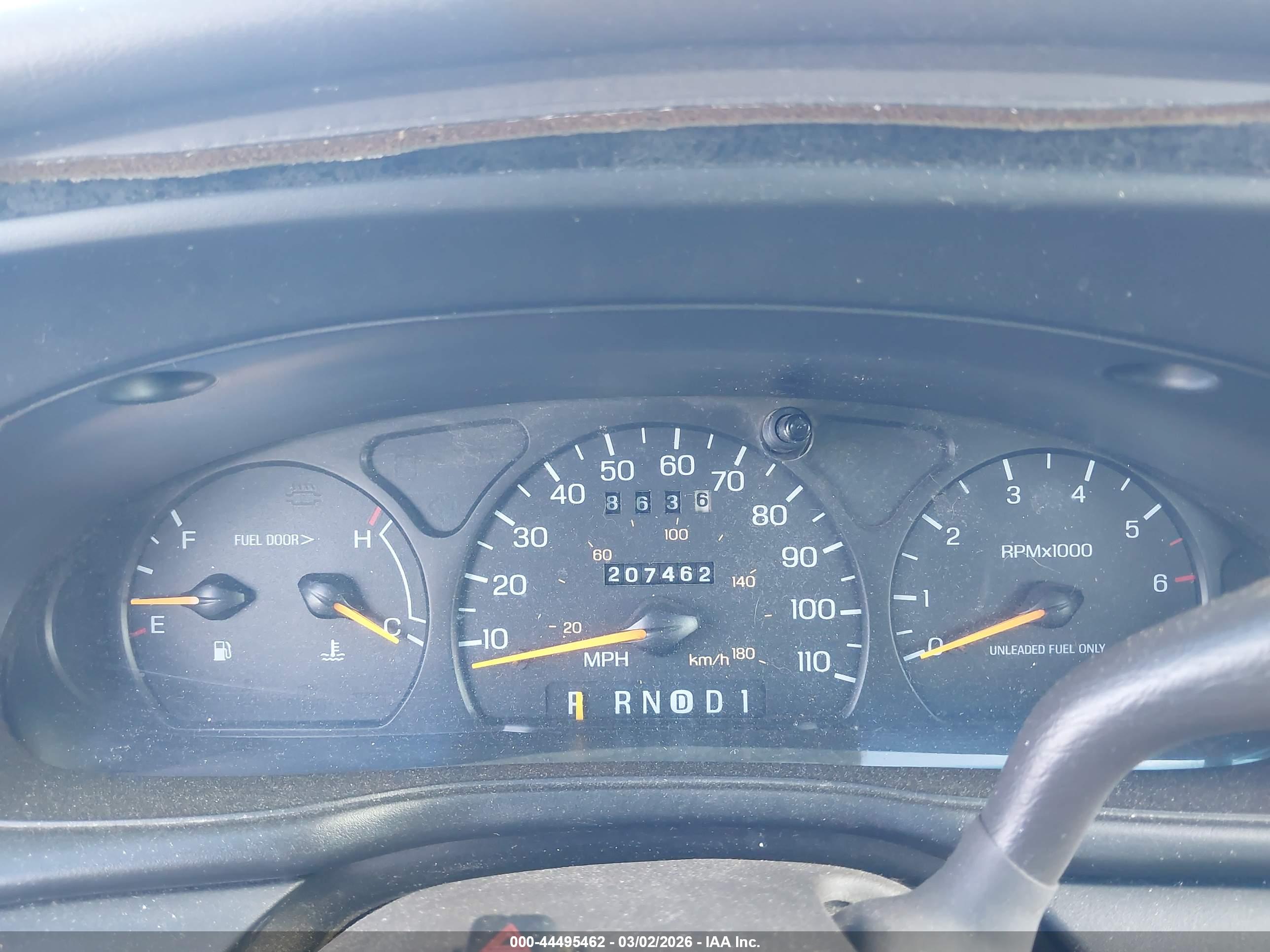 FORD TAURUS image 7