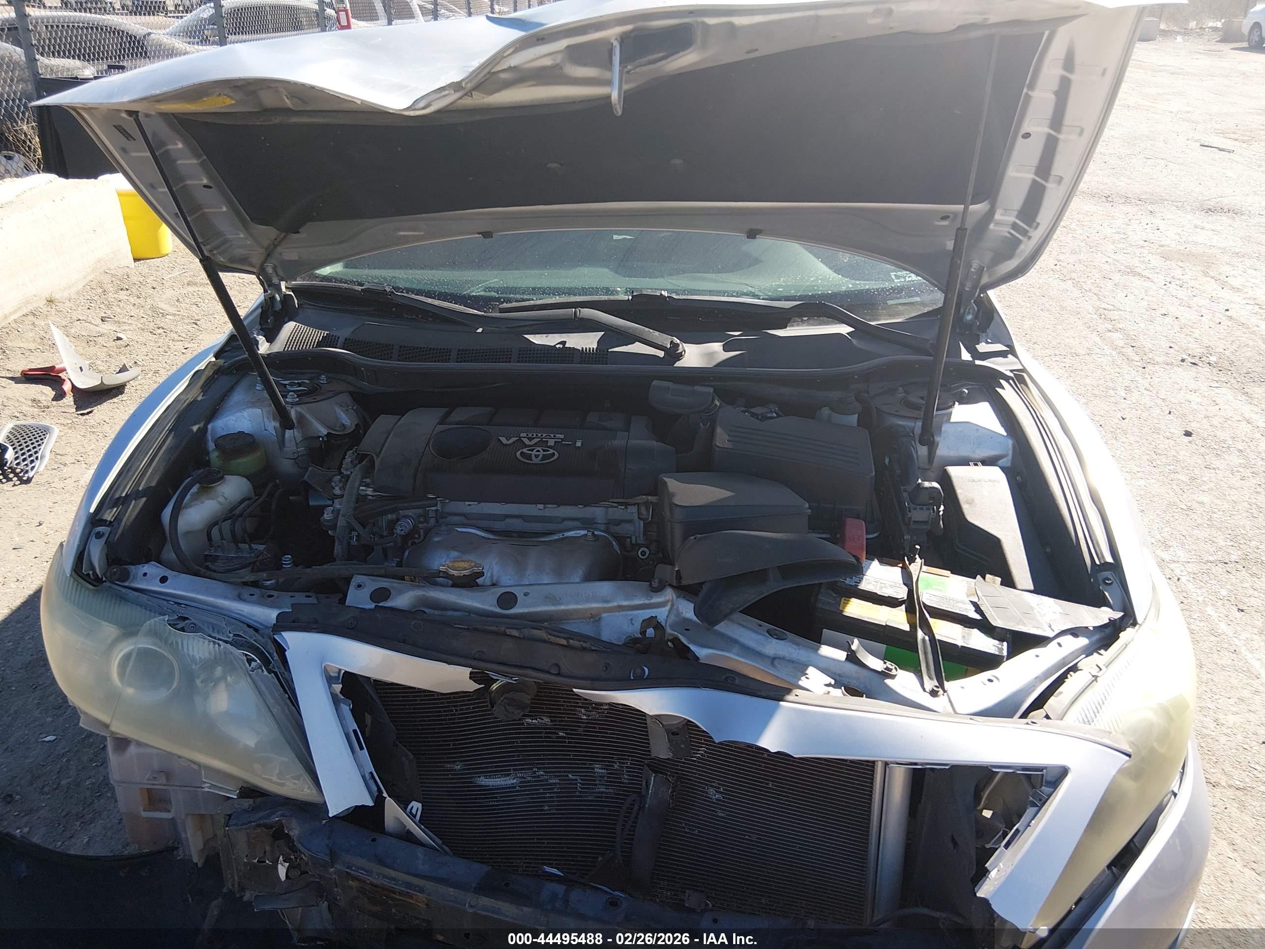TOYOTA CAMRY image 10