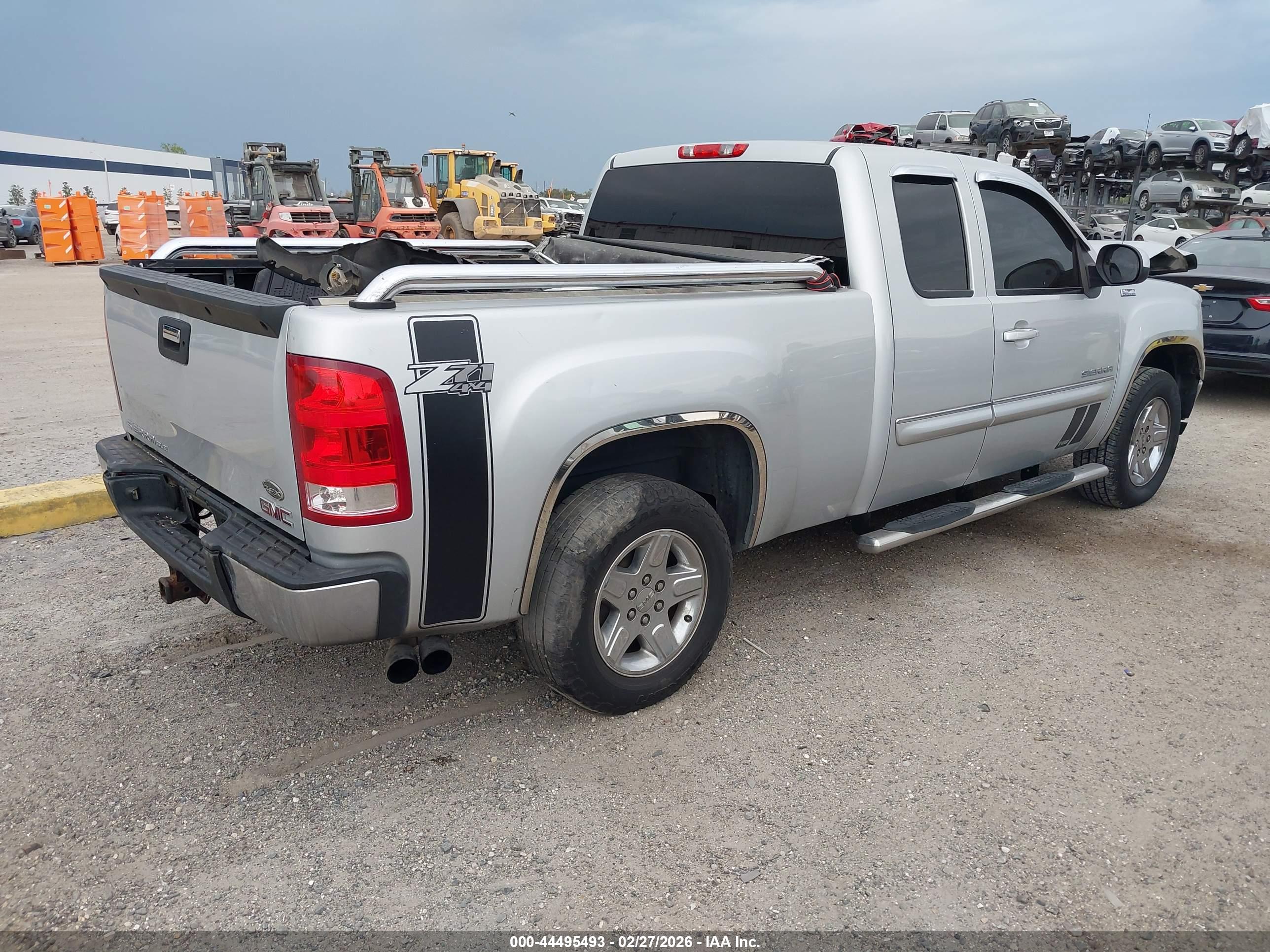 GMC SIERRA image 4