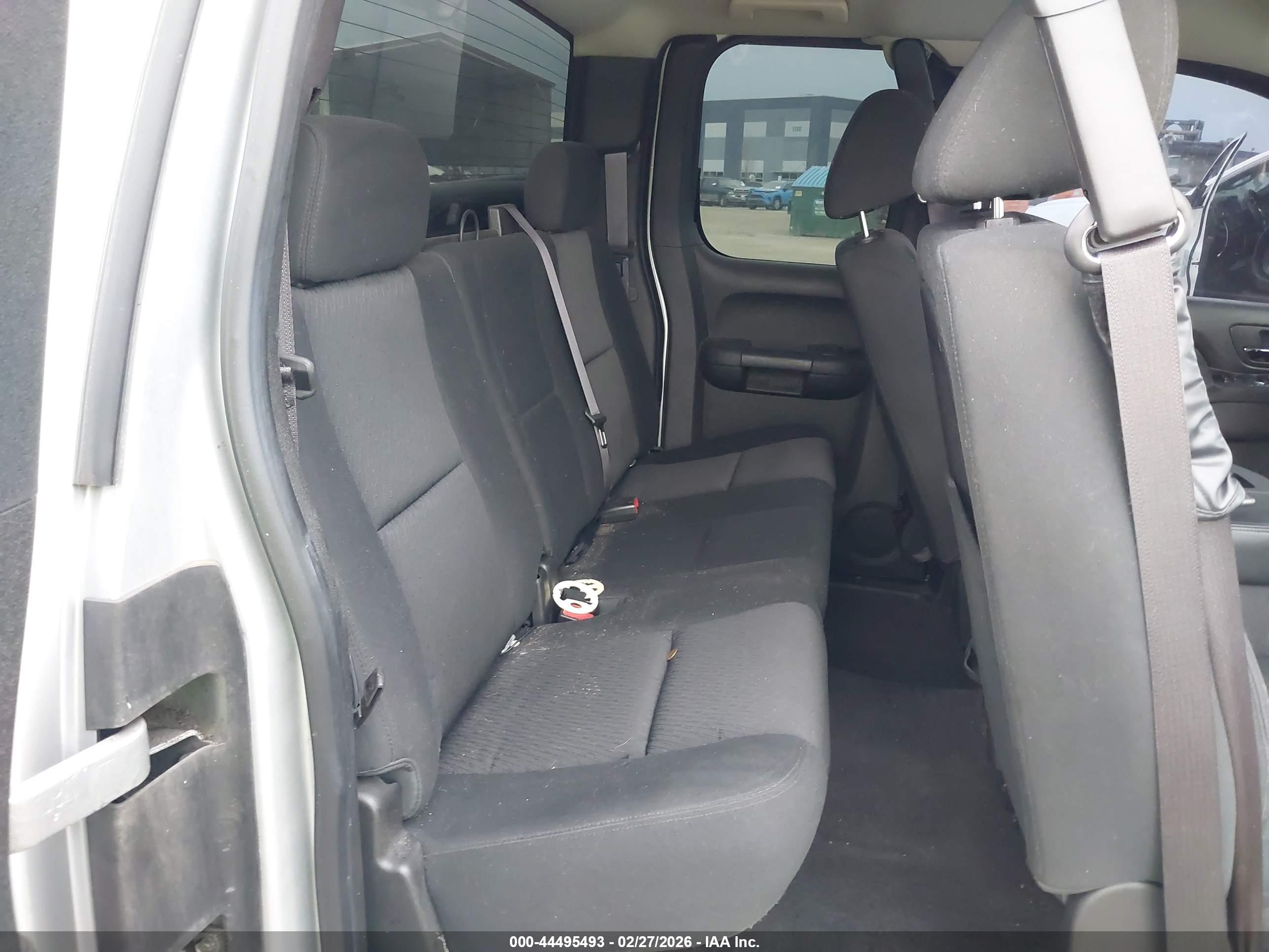 GMC SIERRA image 8