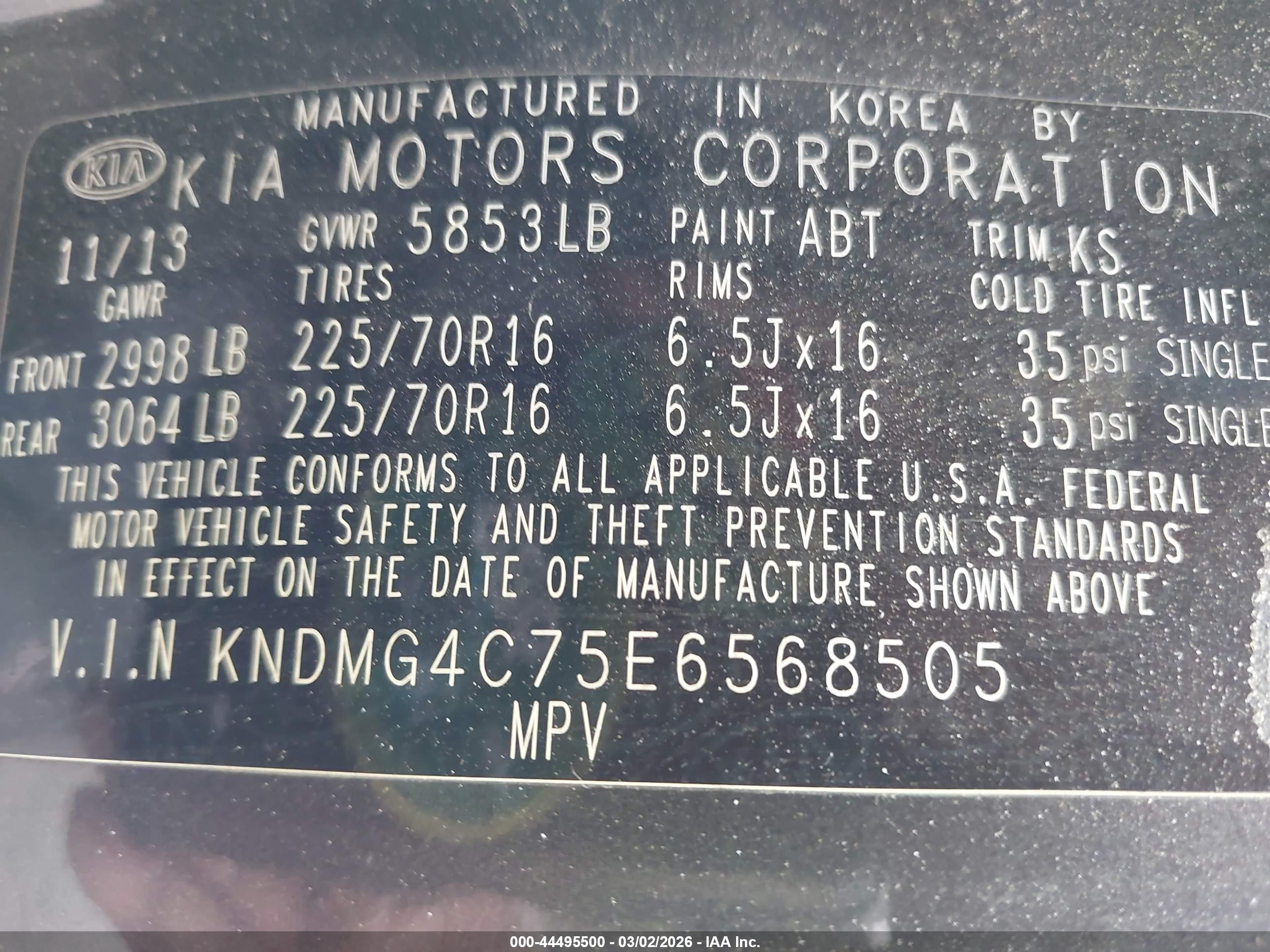 KIA SEDONA image 9