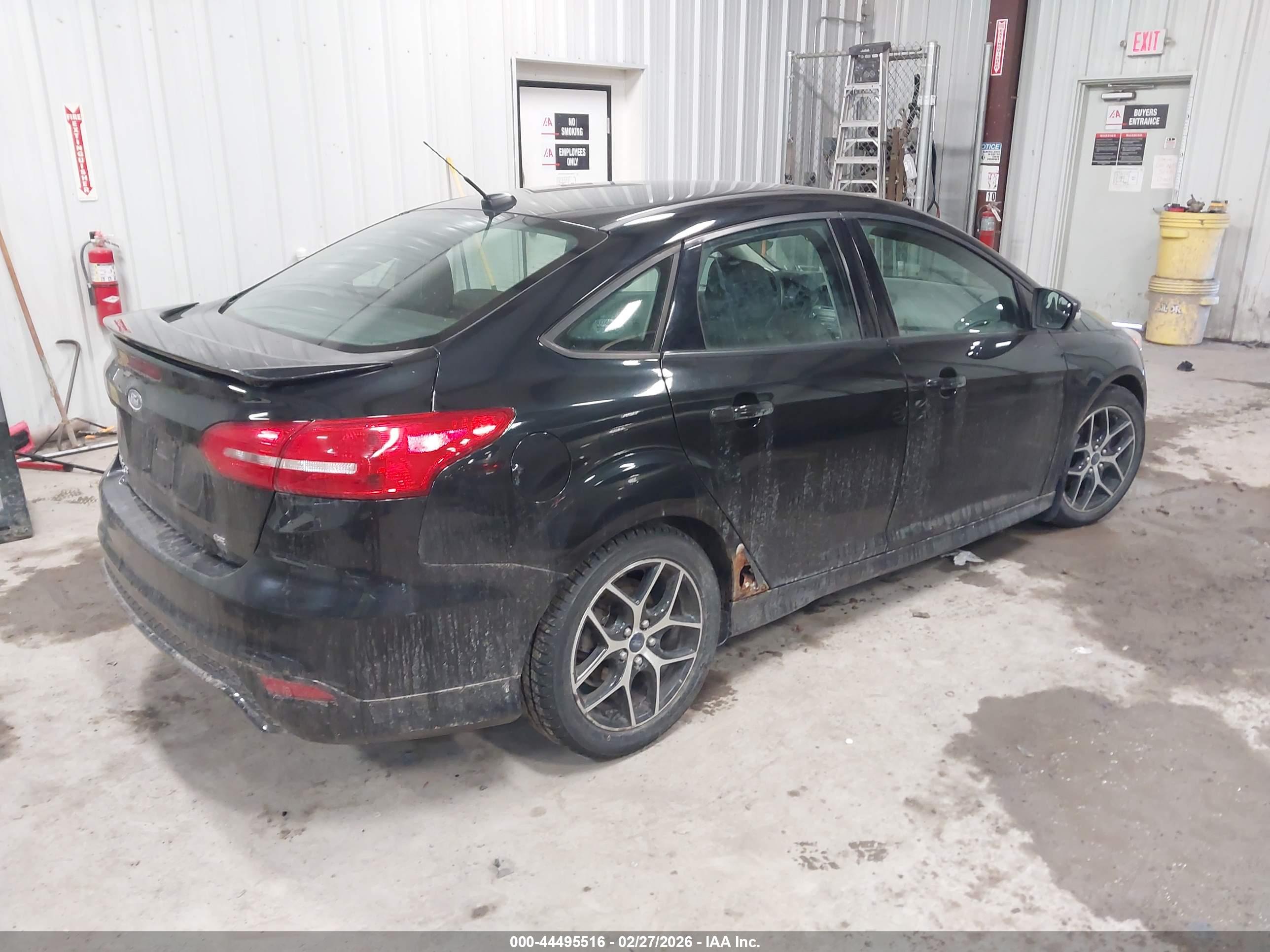 FORD FOCUS image 4