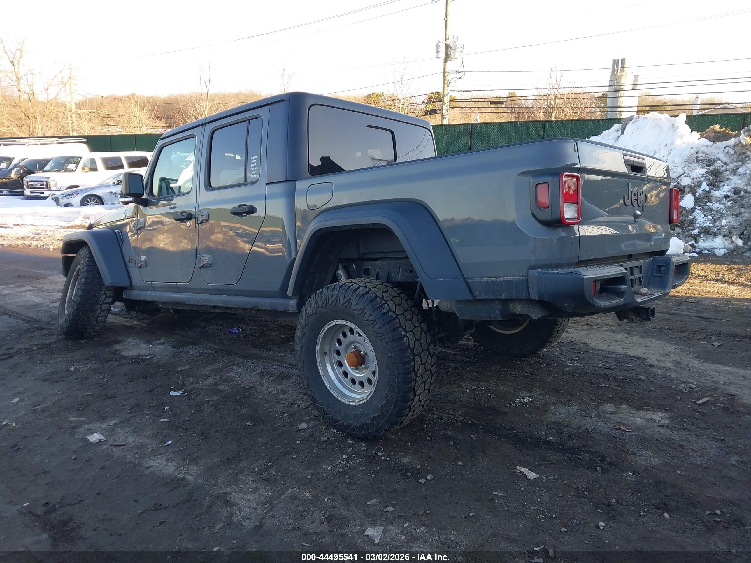 JEEP GLADIATOR image 3